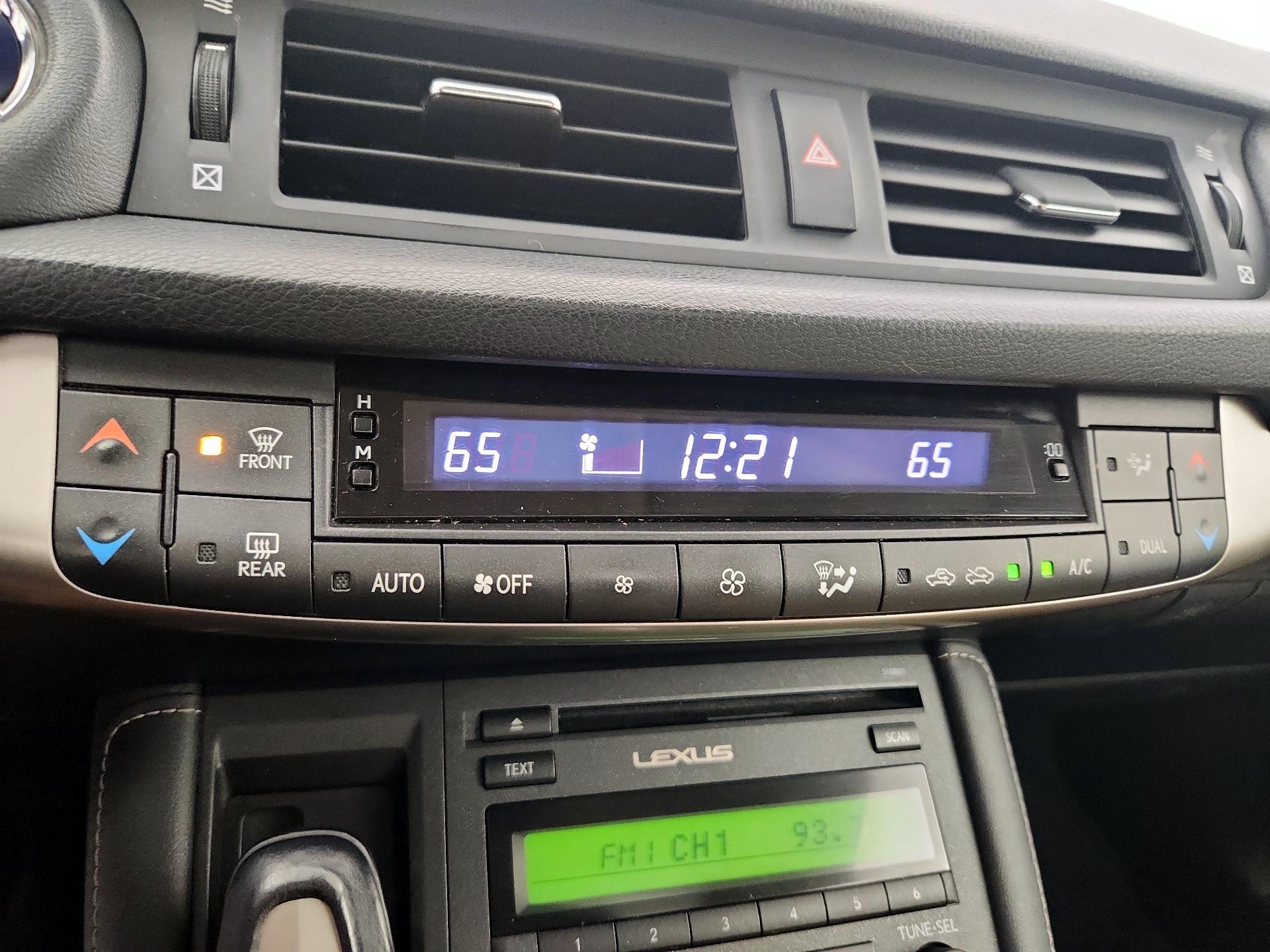 Thumbnail: 2016 Lexus CT - 16