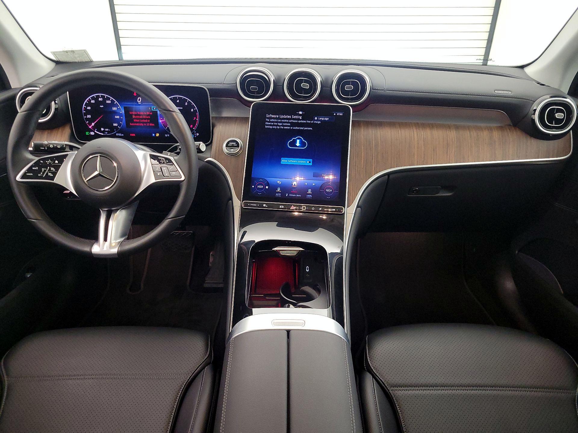 Thumbnail: 2024 Mercedes-Benz GLC - 9