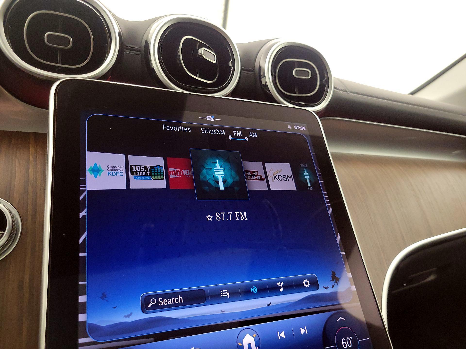 Thumbnail: 2024 Mercedes-Benz GLC - 15