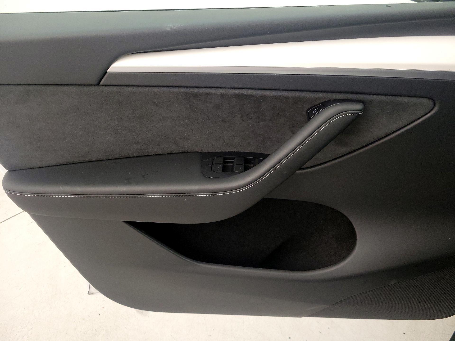 Thumbnail: 2023 Tesla Model Y - 12