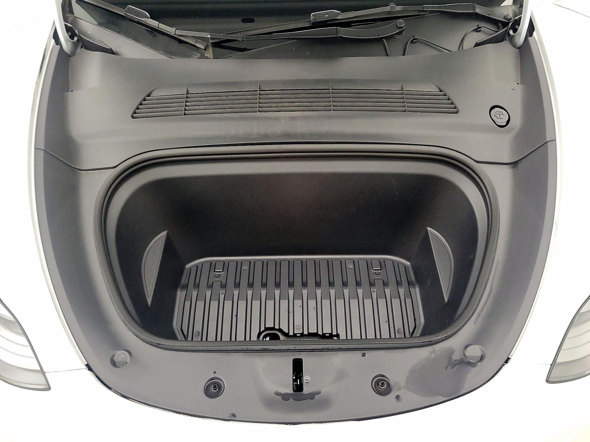 Thumbnail: 2023 Tesla Model Y - 20