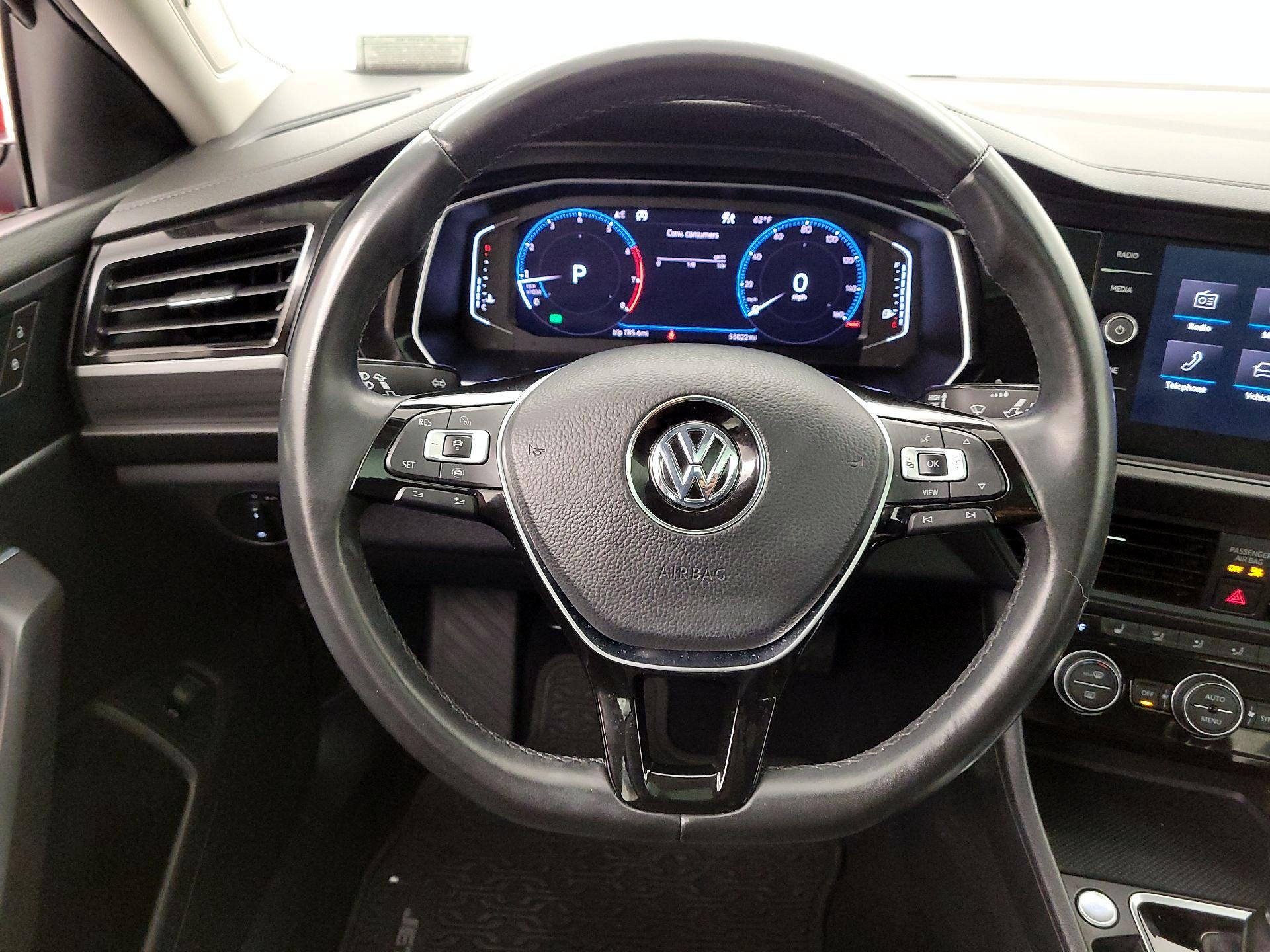 Thumbnail: 2019 Volkswagen Jetta - 10
