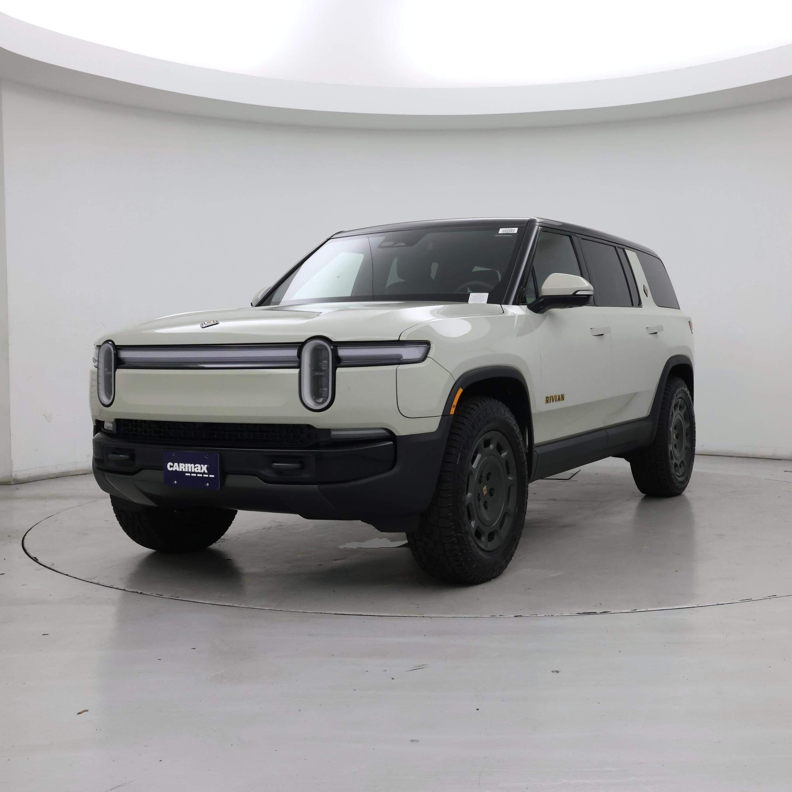Thumbnail: 2025 Rivian R1S - 4