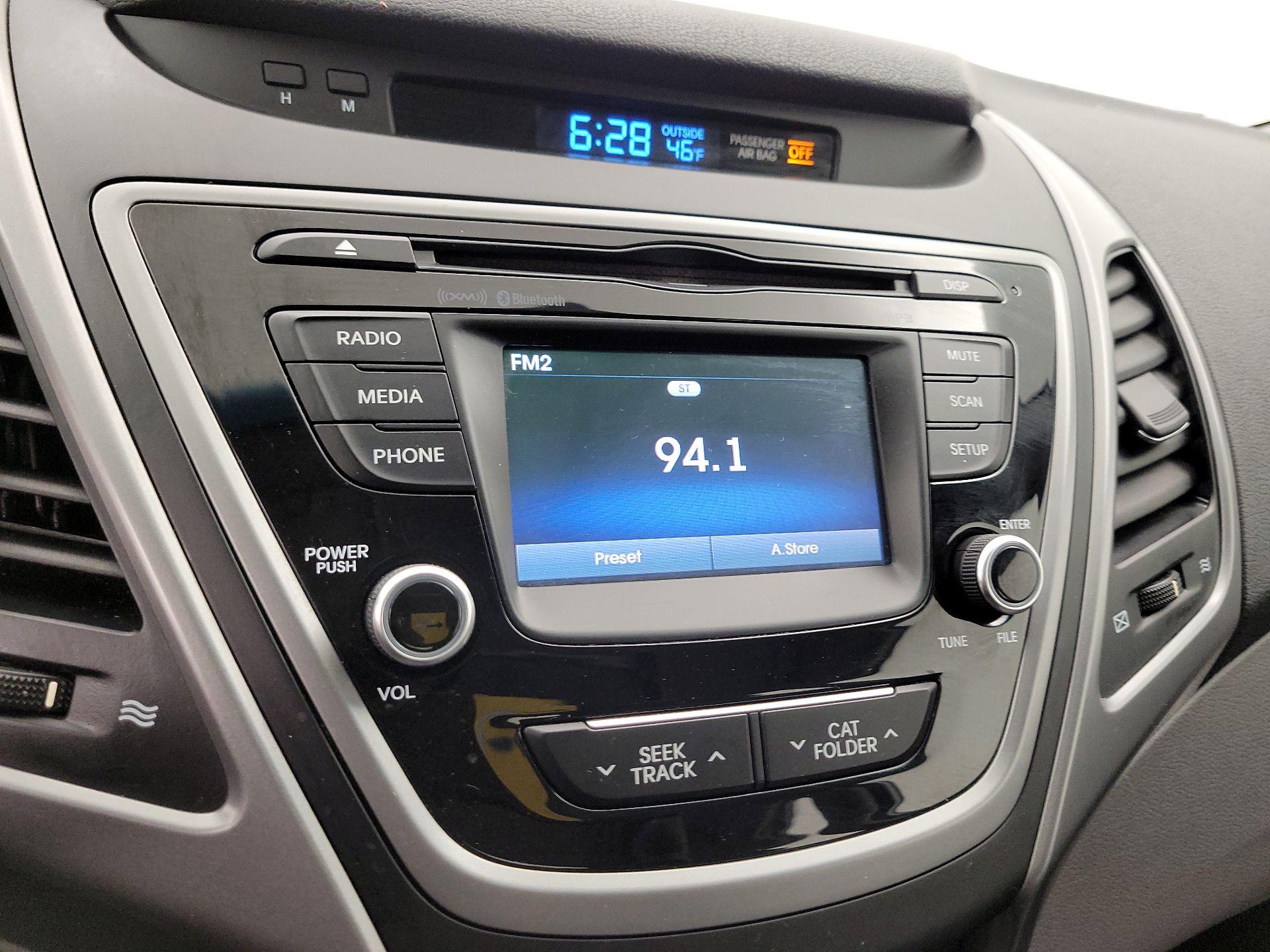 Thumbnail: 2015 Hyundai Elantra - 15