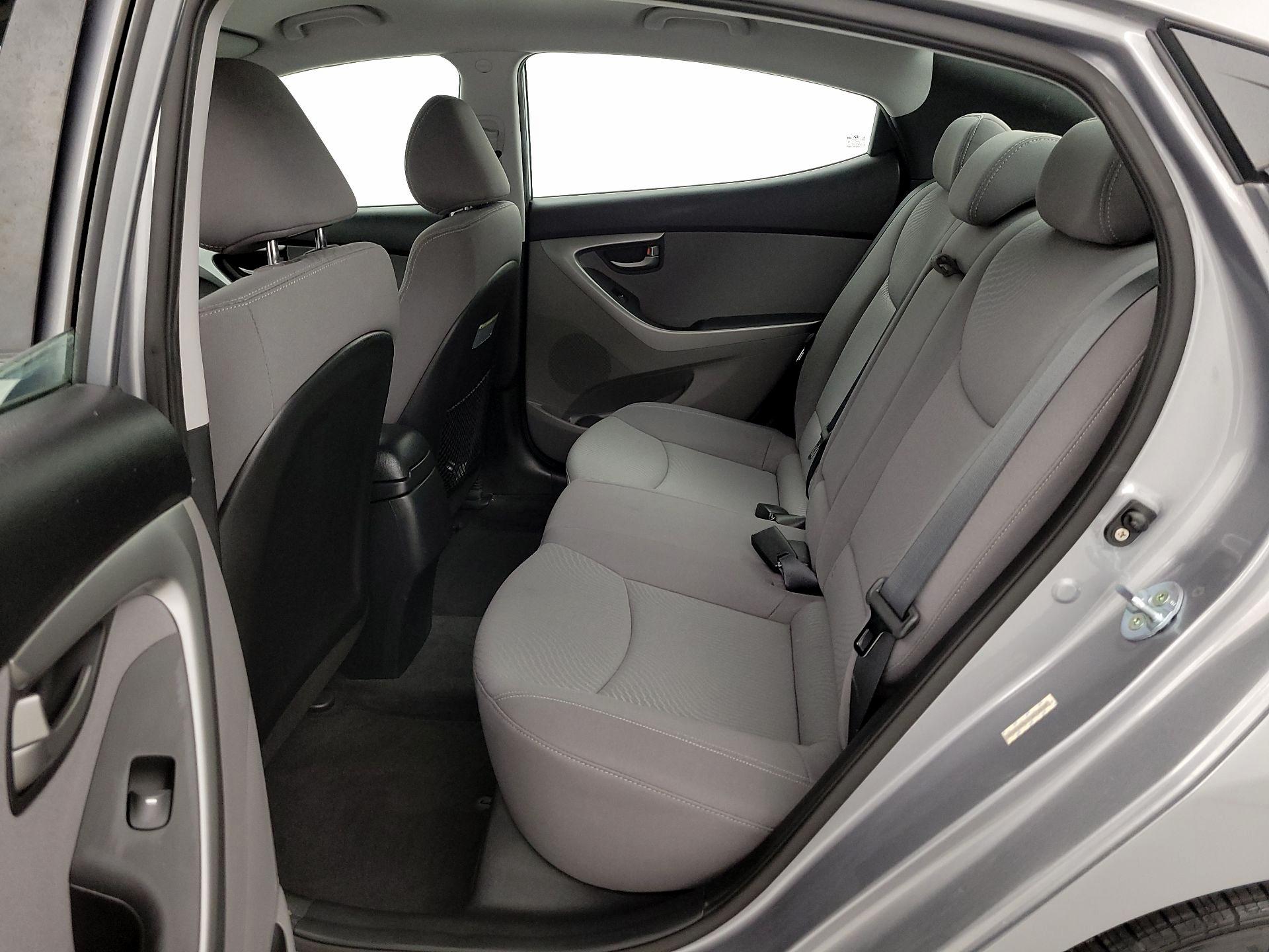 Thumbnail: 2015 Hyundai Elantra - 19