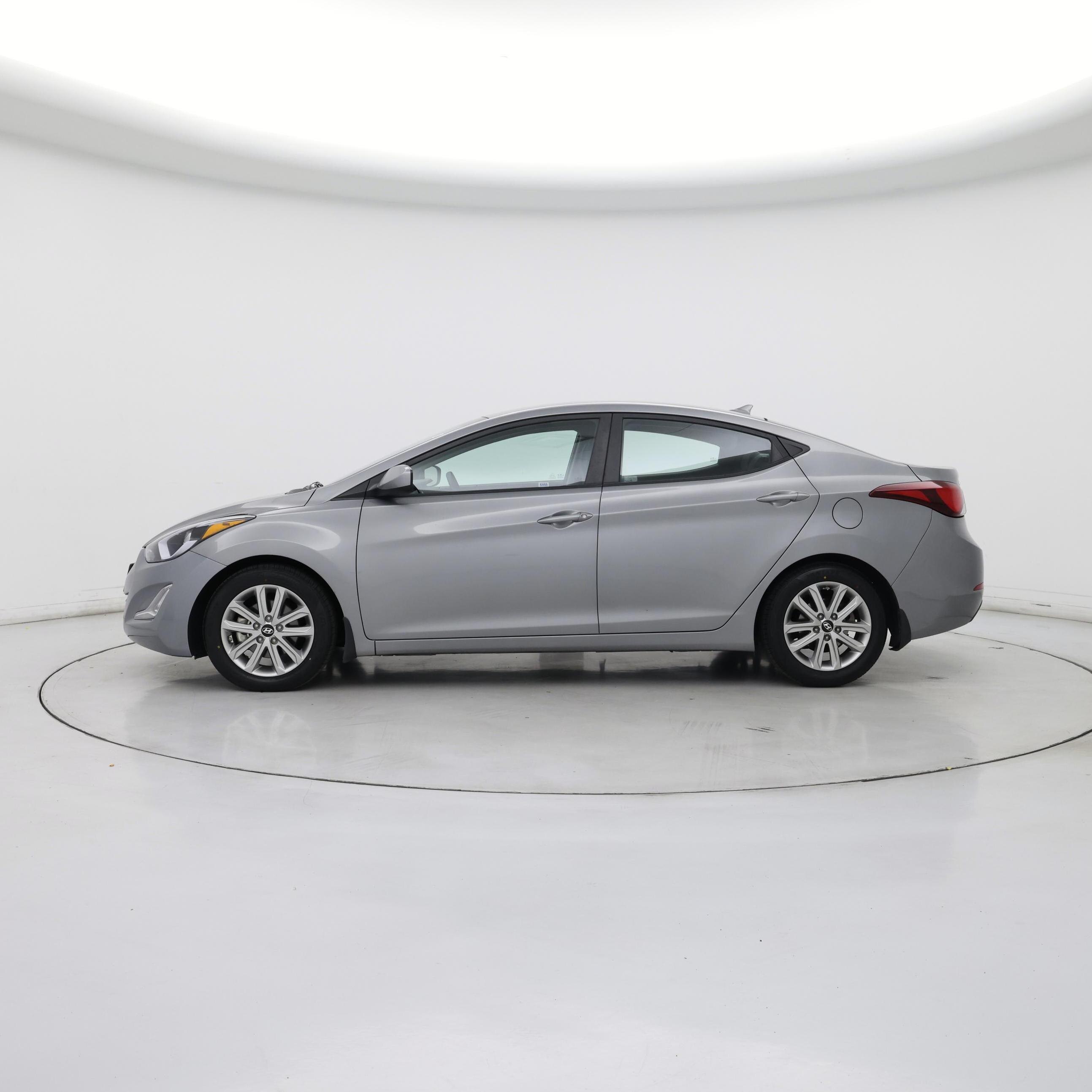 Thumbnail: 2015 Hyundai Elantra - 3