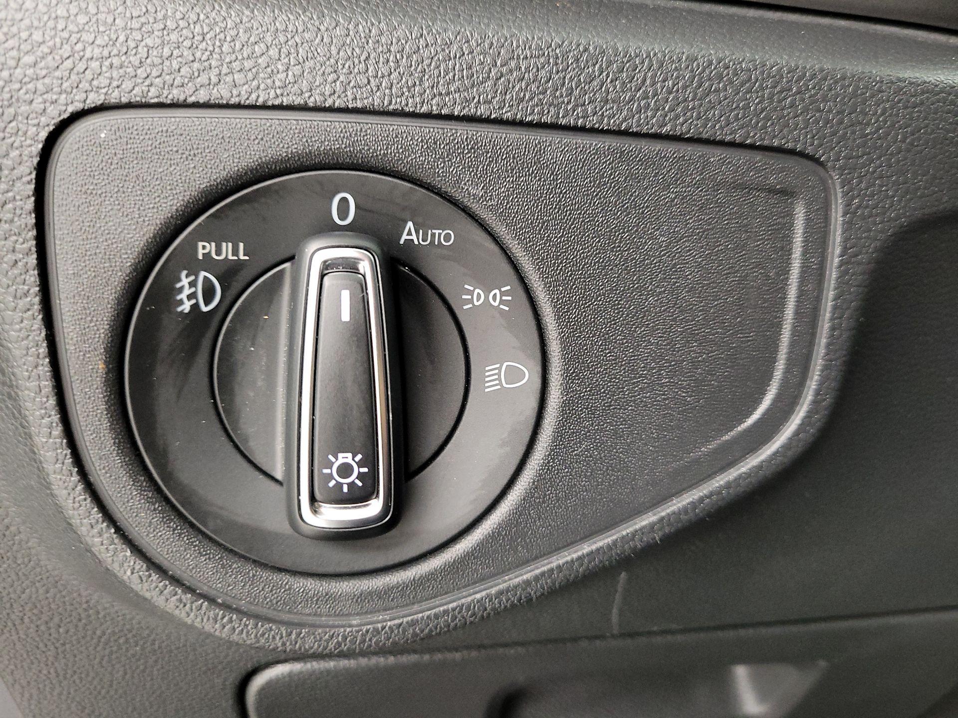 Thumbnail: 2019 Volkswagen Atlas - 13