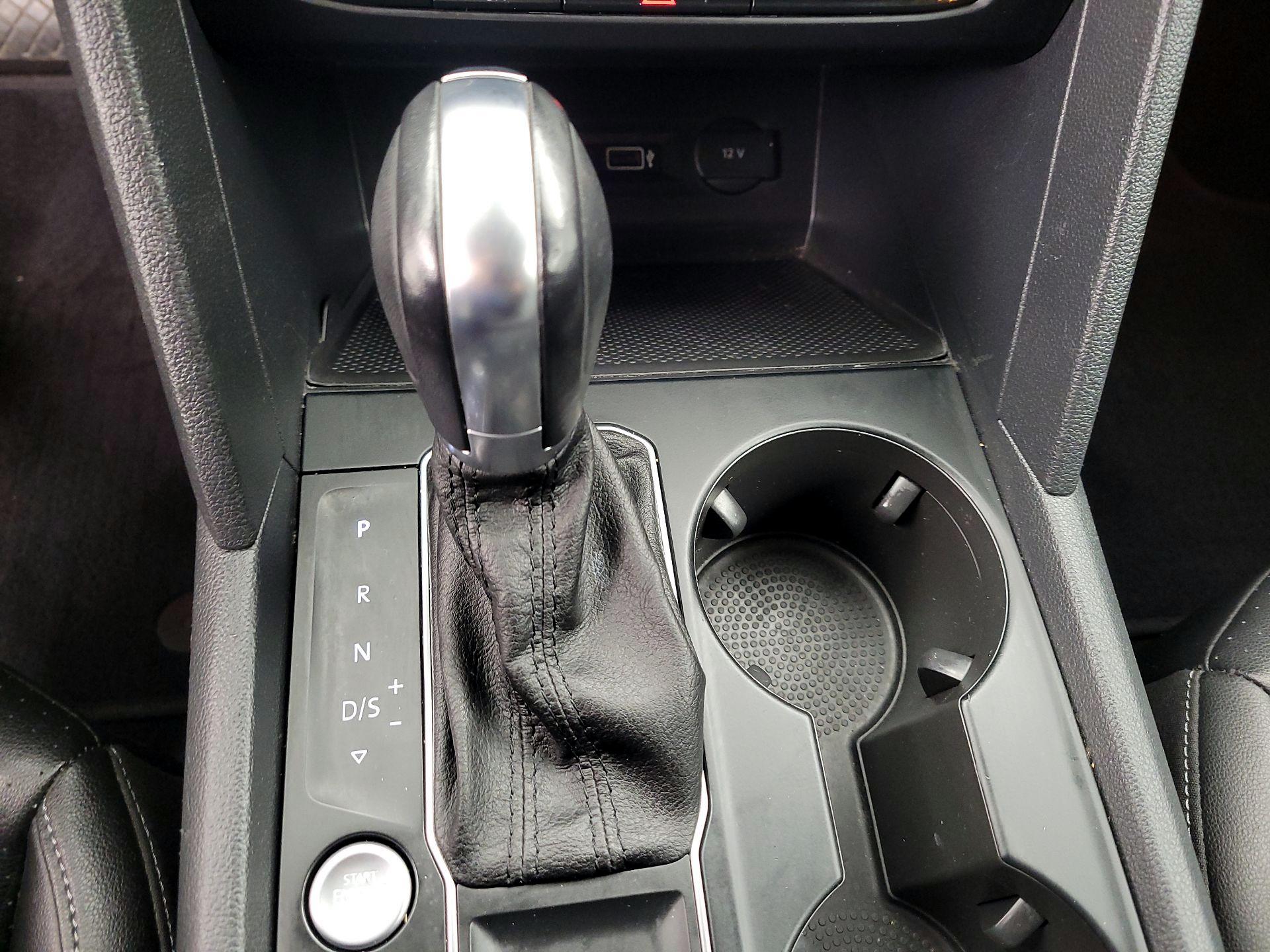 Thumbnail: 2019 Volkswagen Atlas - 17