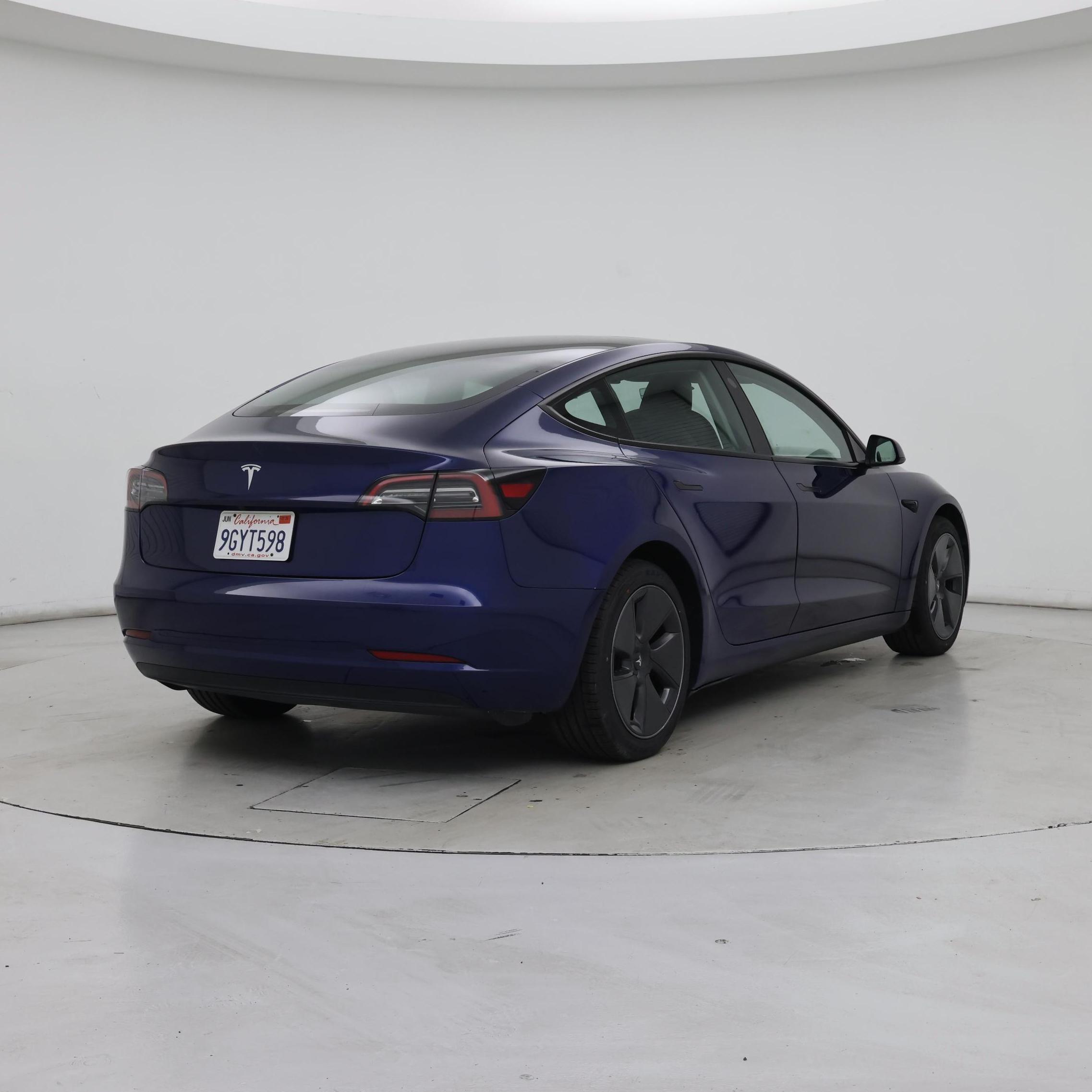 Thumbnail: 2023 Tesla Model 3 - 8