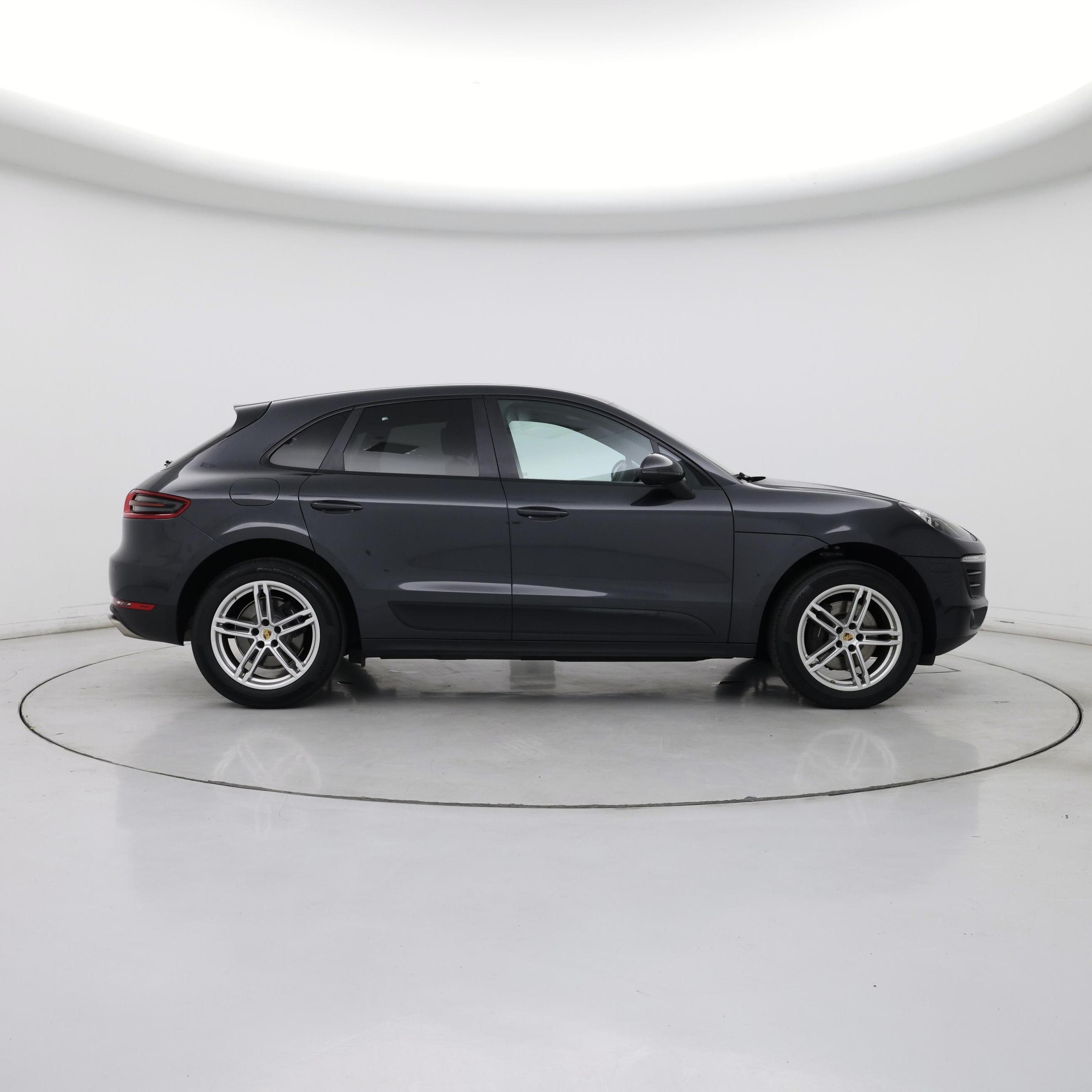 Thumbnail: 2018 Porsche Macan - 7