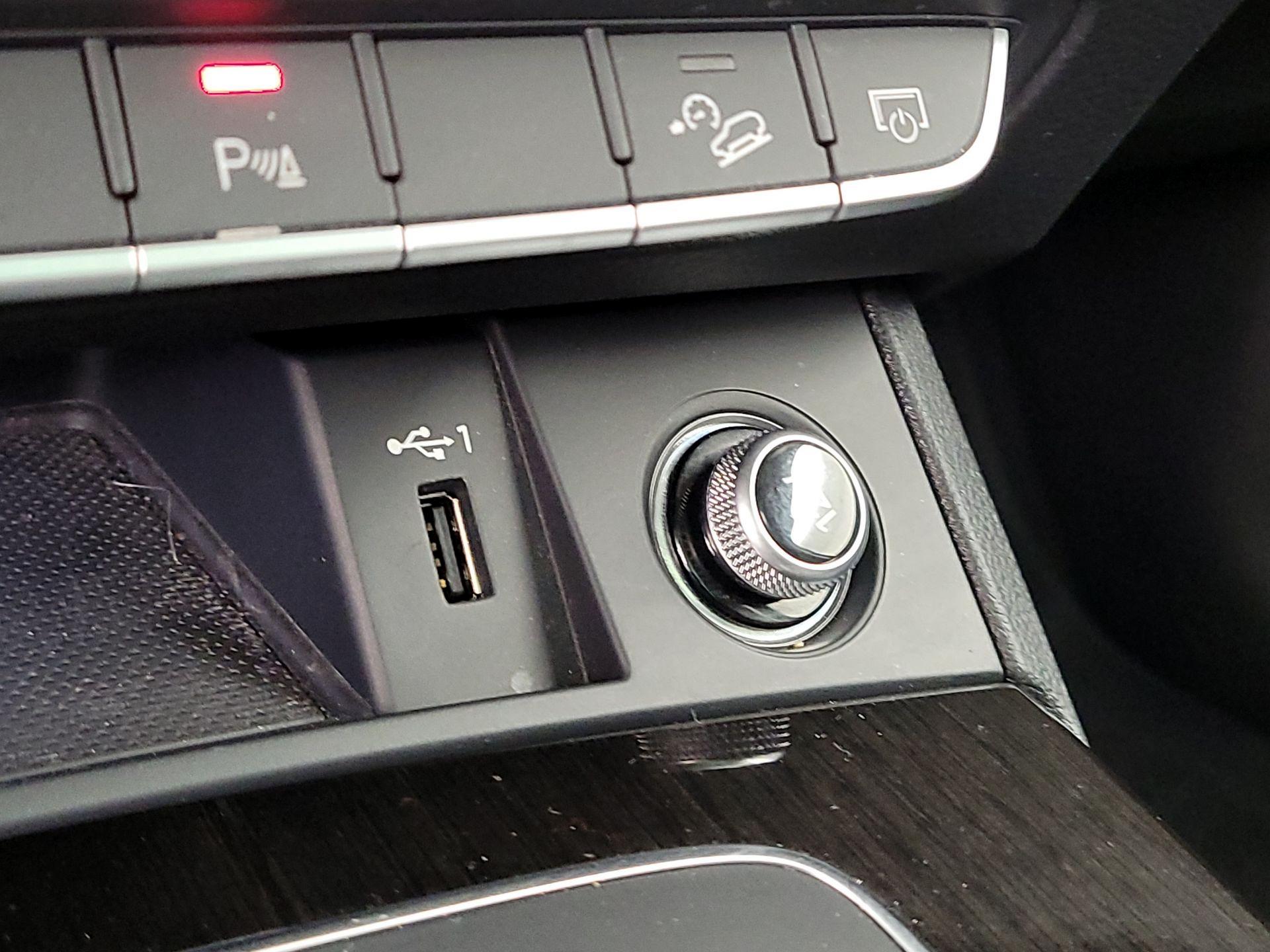 Thumbnail: 2018 Audi Q5 - 19