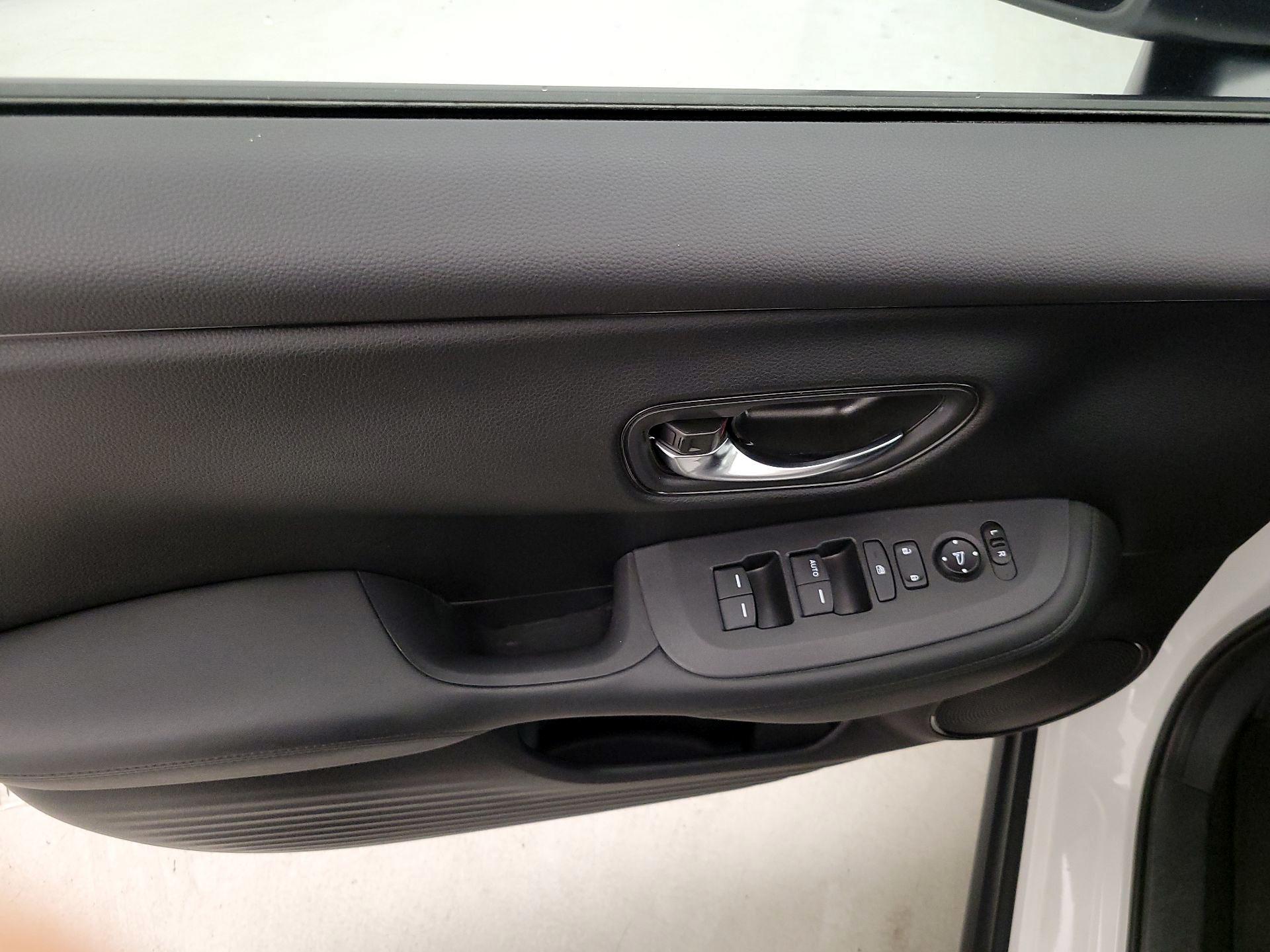 Thumbnail: 2024 Honda HR-V - 12