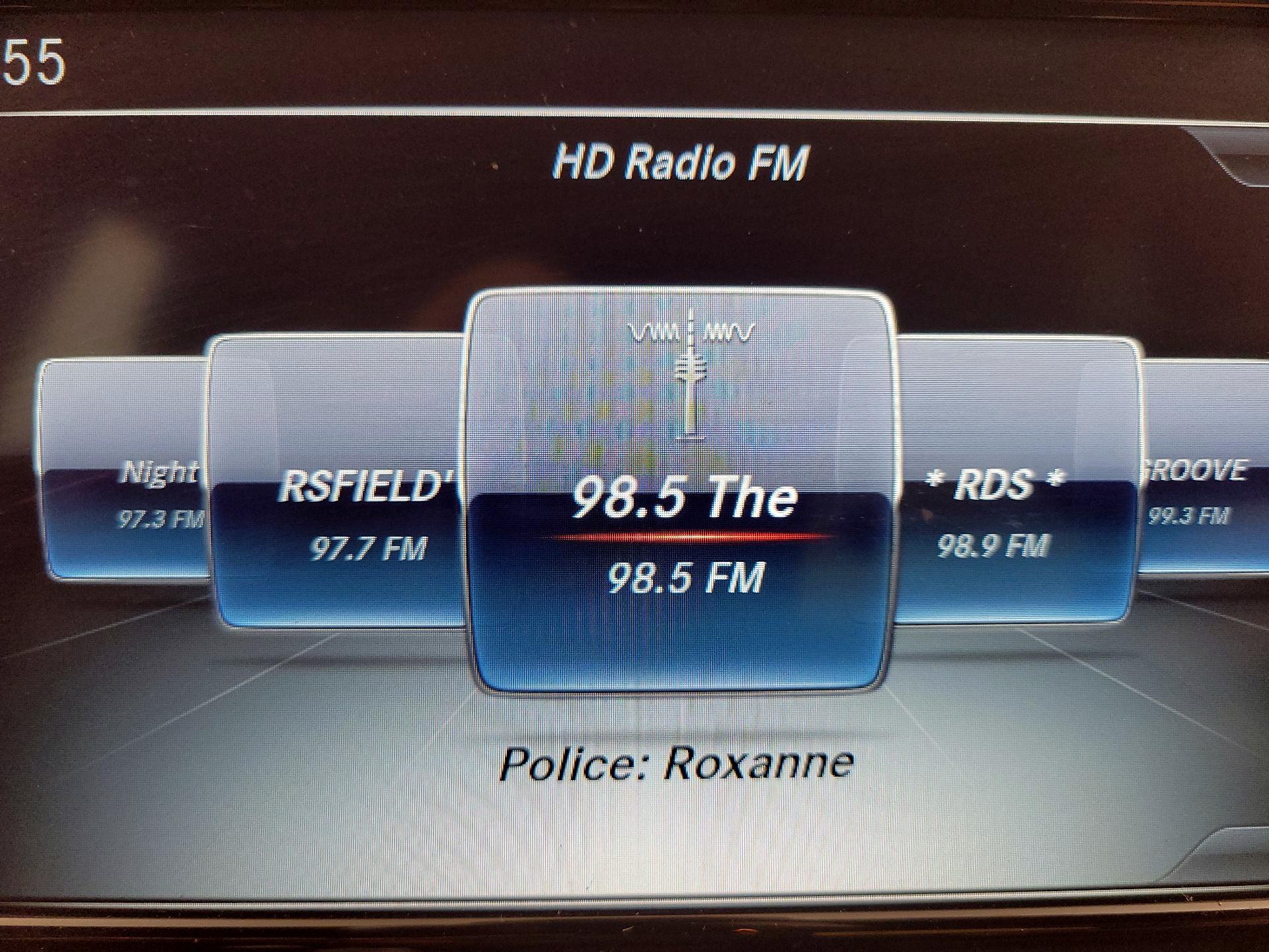 Thumbnail: 2016 Mercedes-Benz GLA - 16