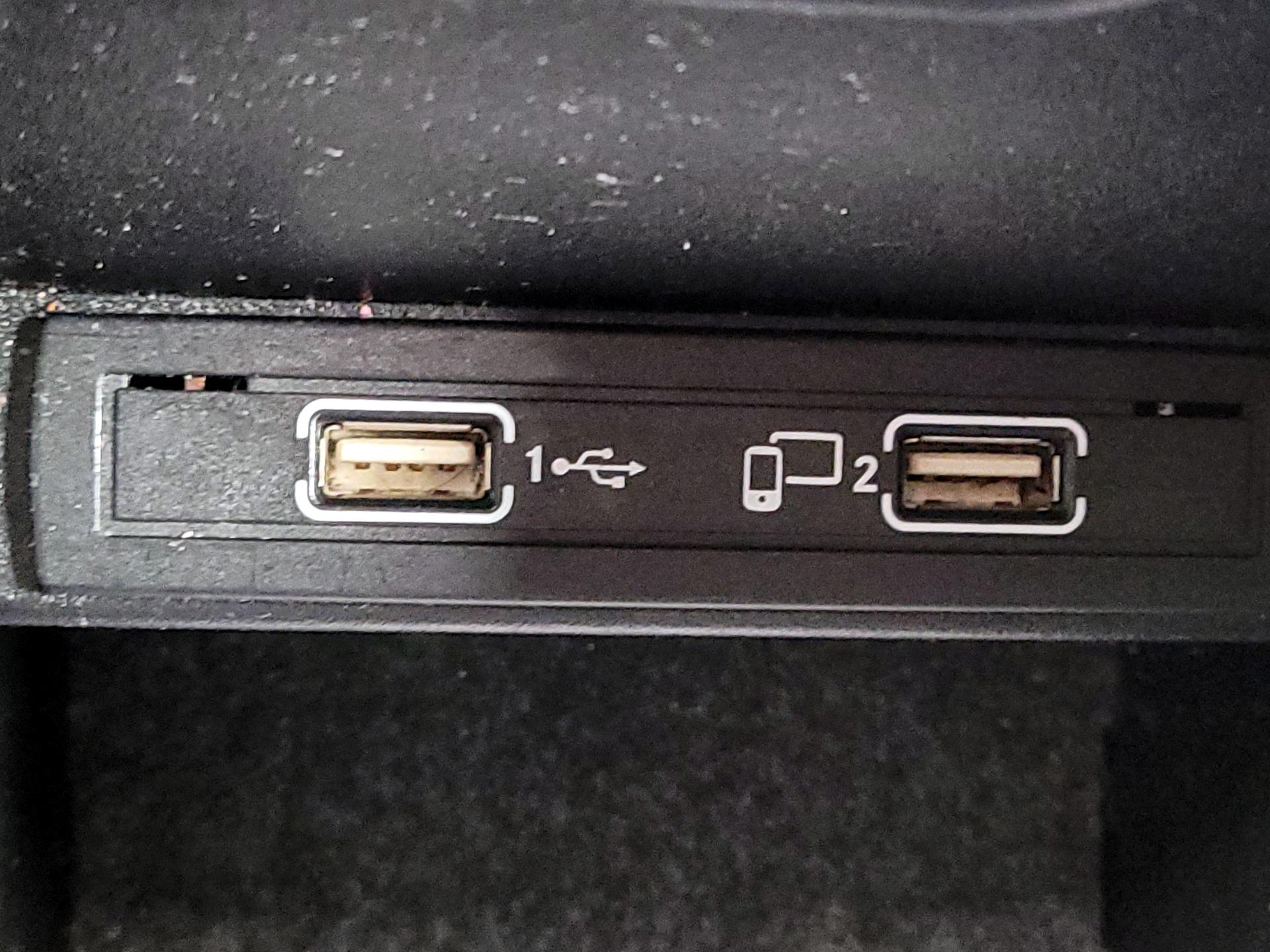 Thumbnail: 2016 Mercedes-Benz GLA - 19