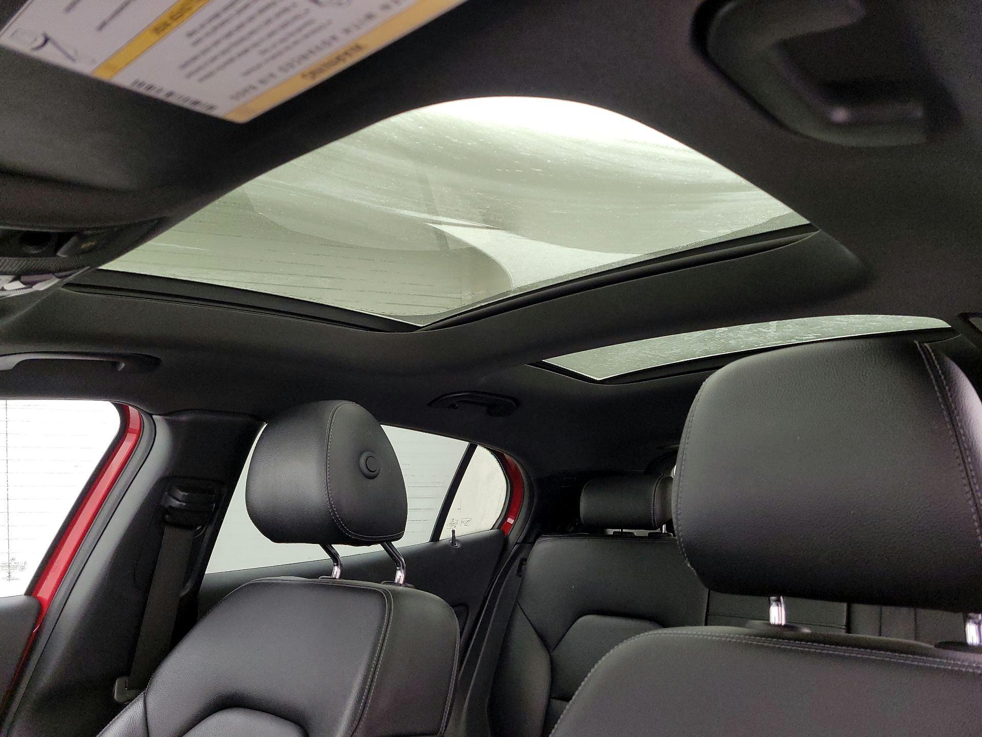 Thumbnail: 2016 Mercedes-Benz GLA - 20