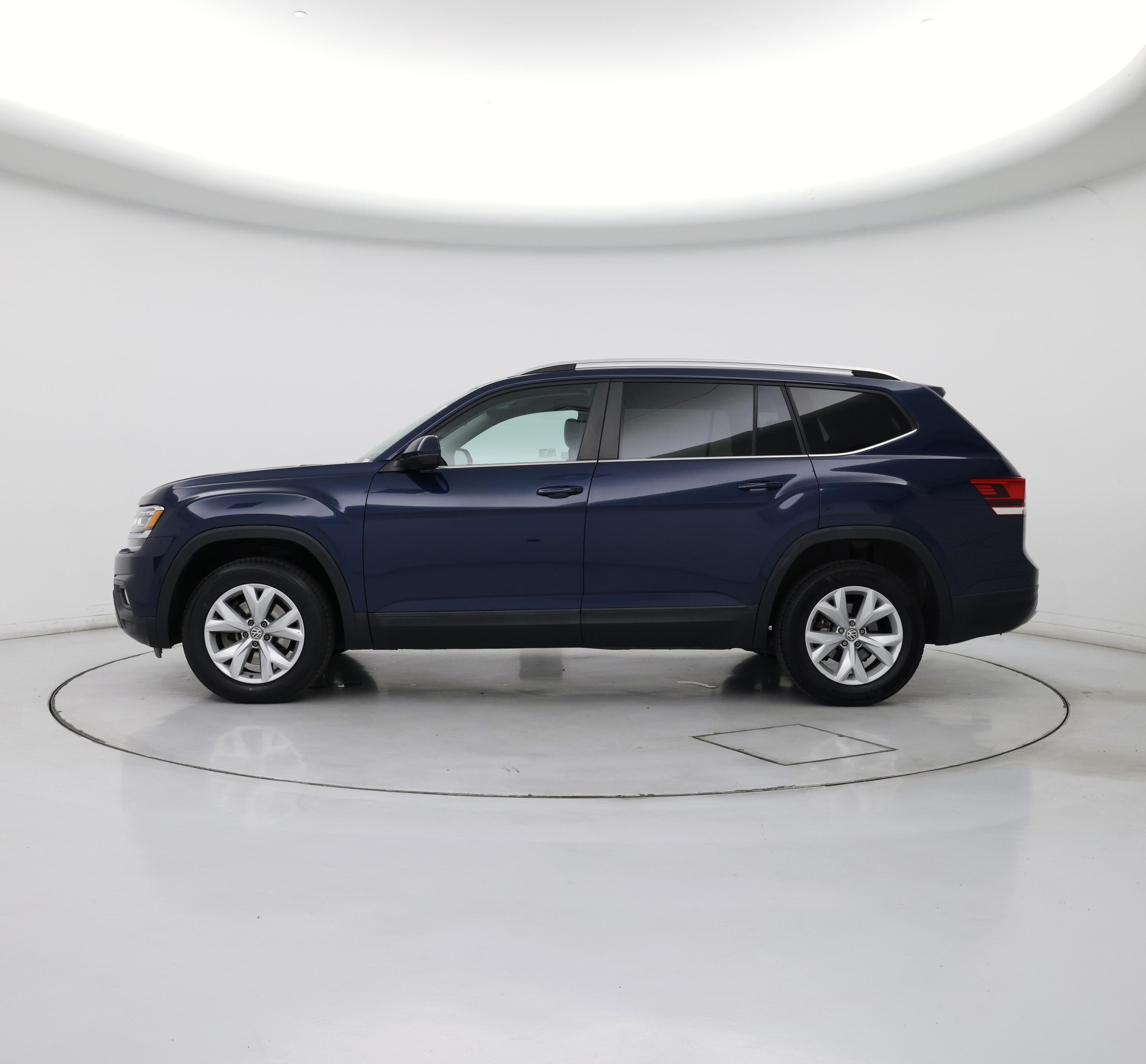Thumbnail: 2018 Volkswagen Atlas - 3