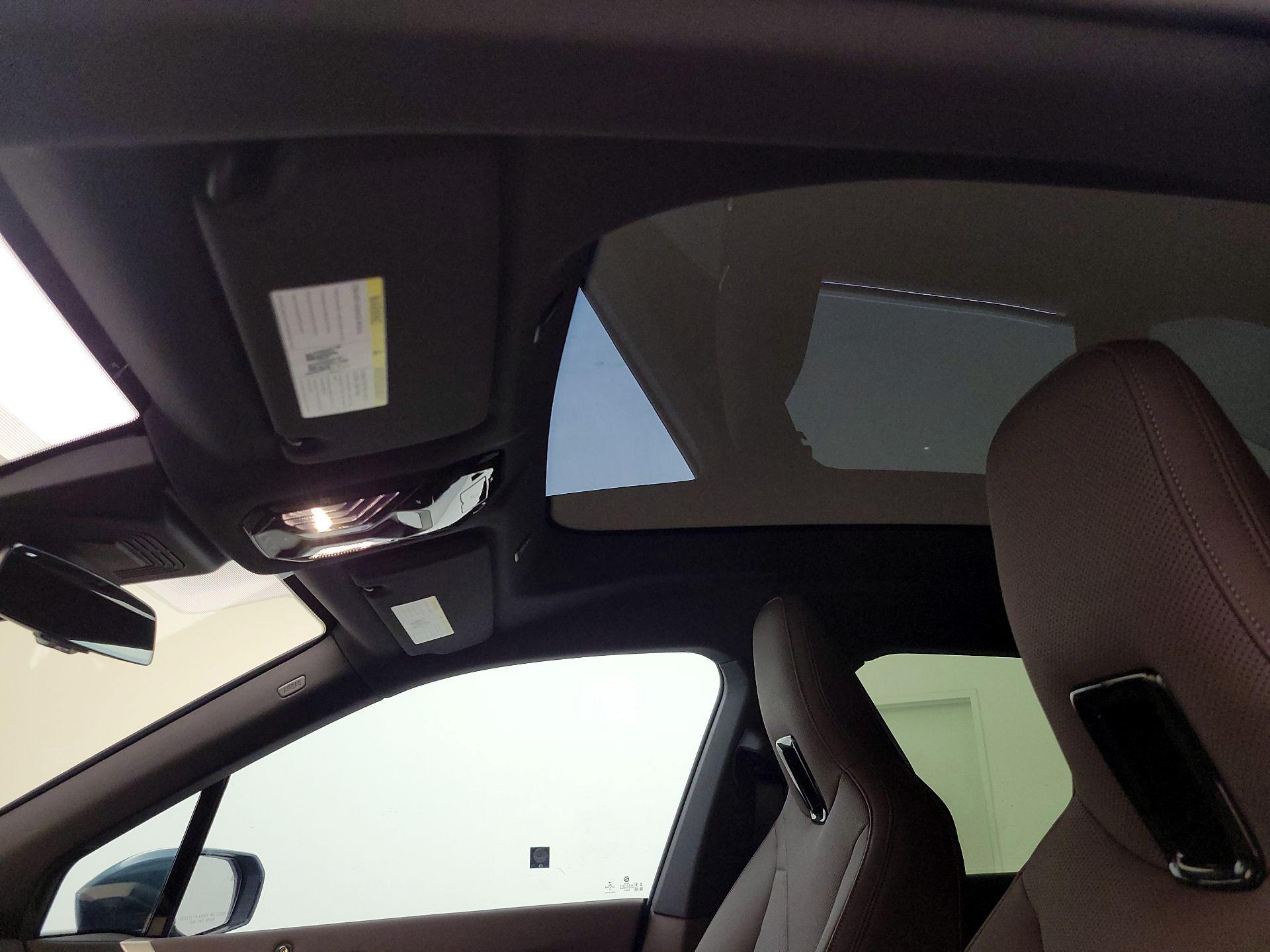 Thumbnail: 2023 BMW iX - 20