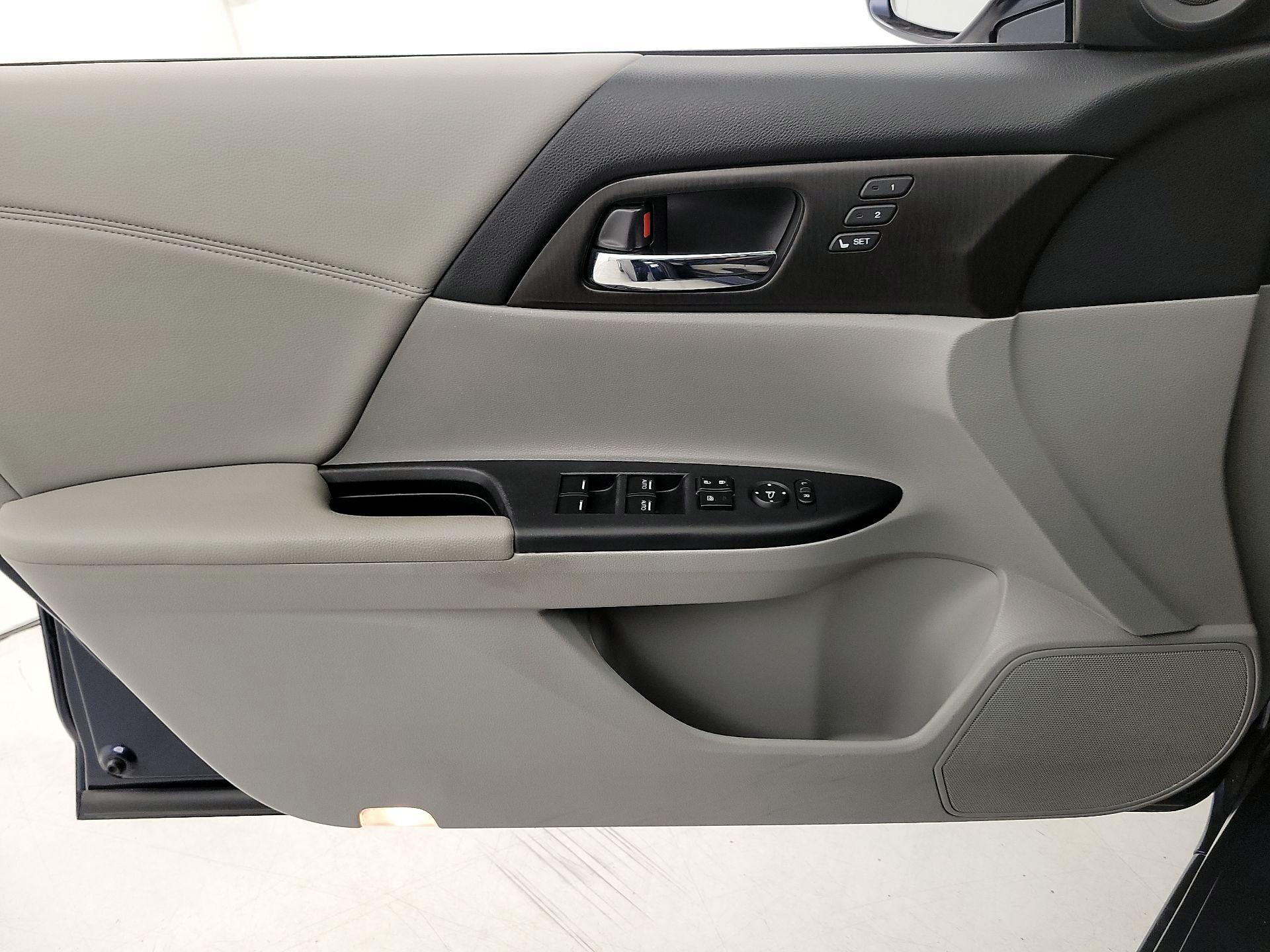 Thumbnail: 2014 Honda Accord - 12