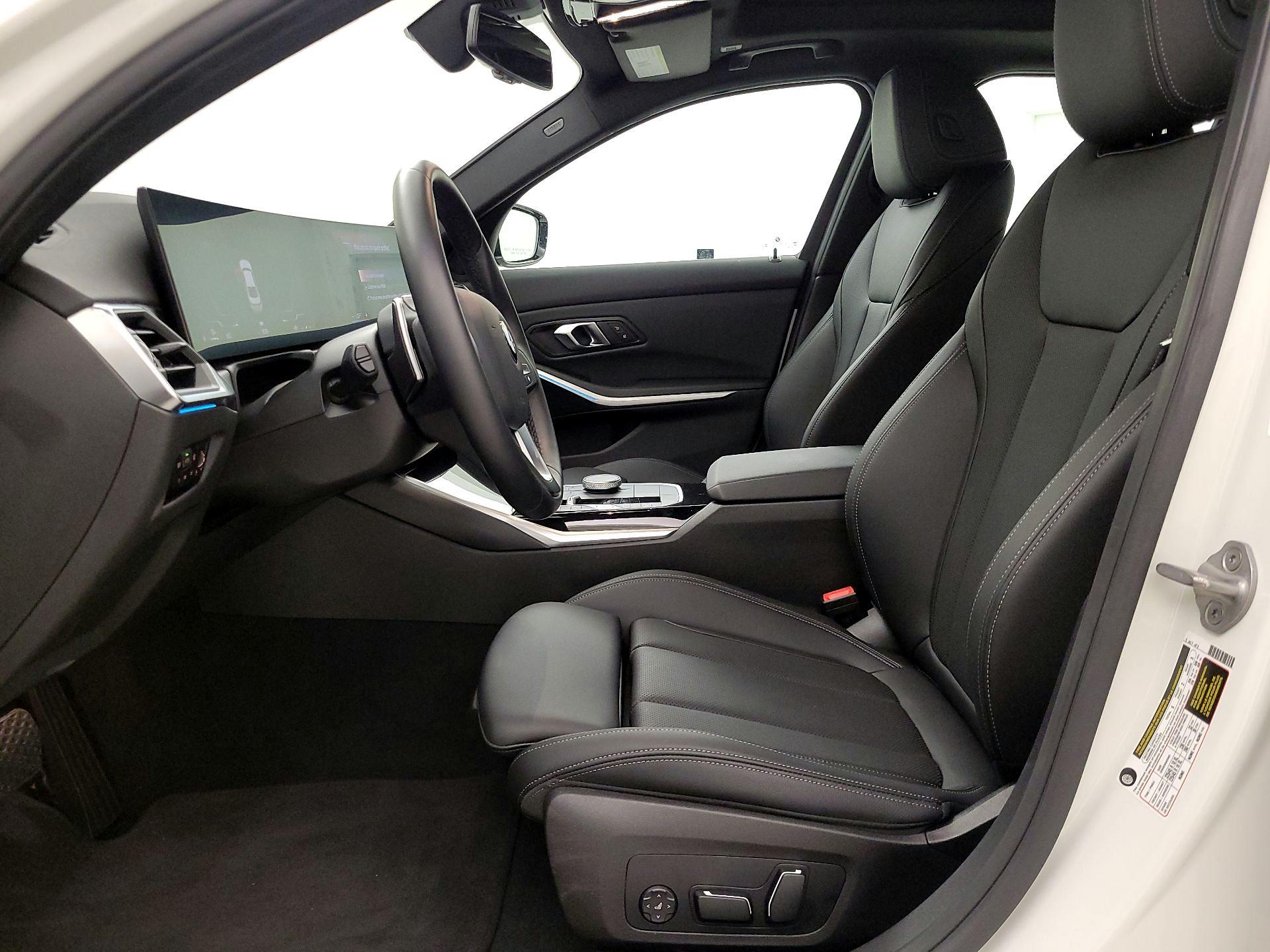 Thumbnail: 2024 BMW 3 Series - 11