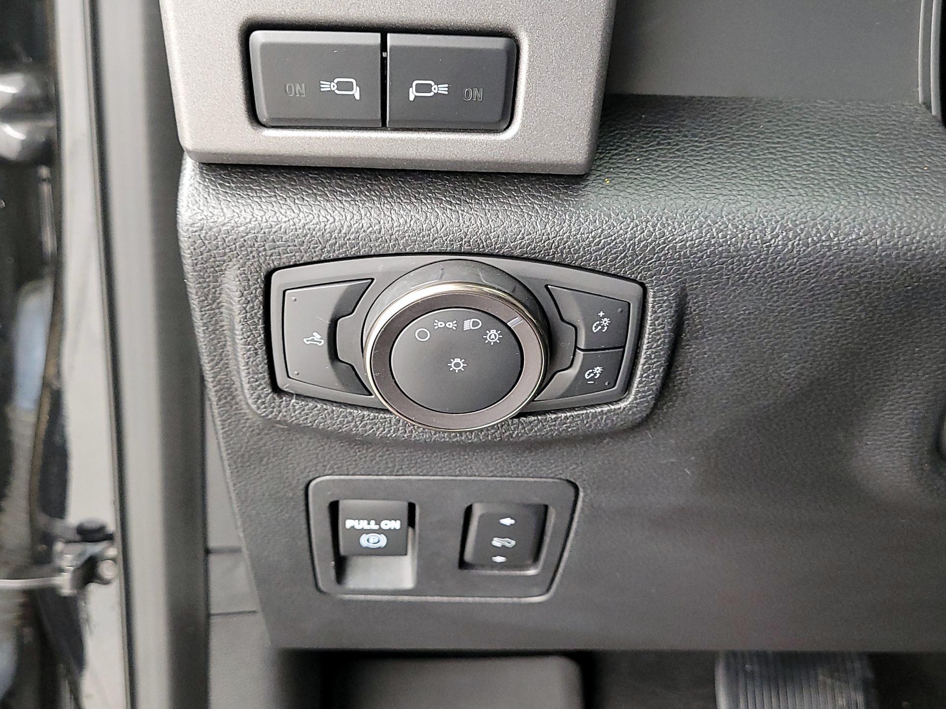 Thumbnail: 2019 Ford F-150 - 13