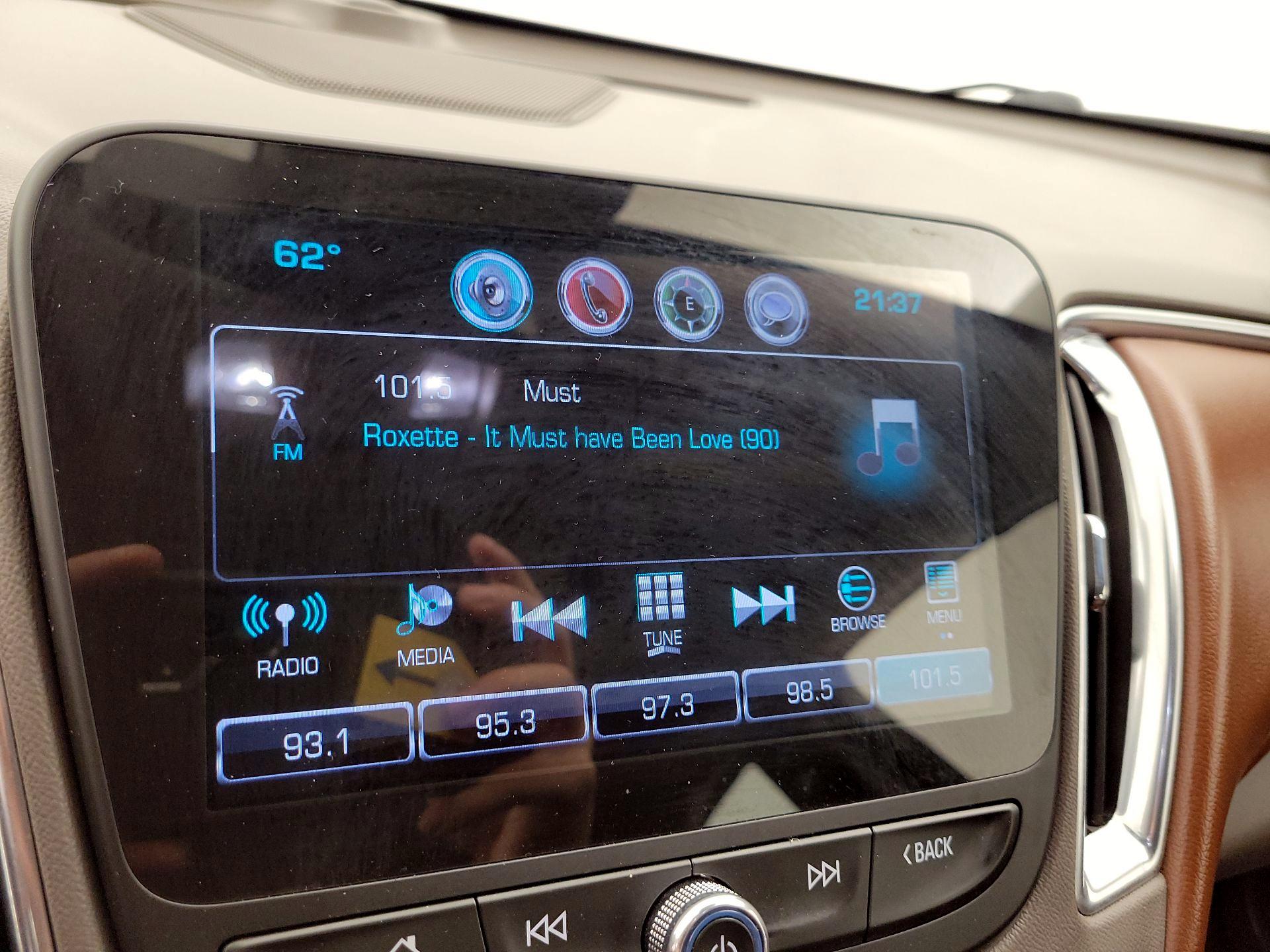 Thumbnail: 2016 Chevrolet Malibu - 16