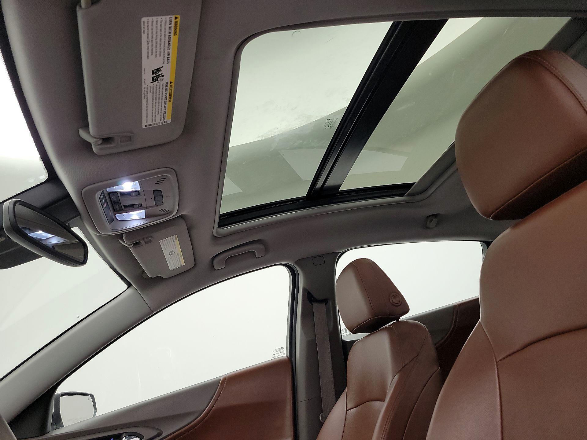 Thumbnail: 2016 Chevrolet Malibu - 20