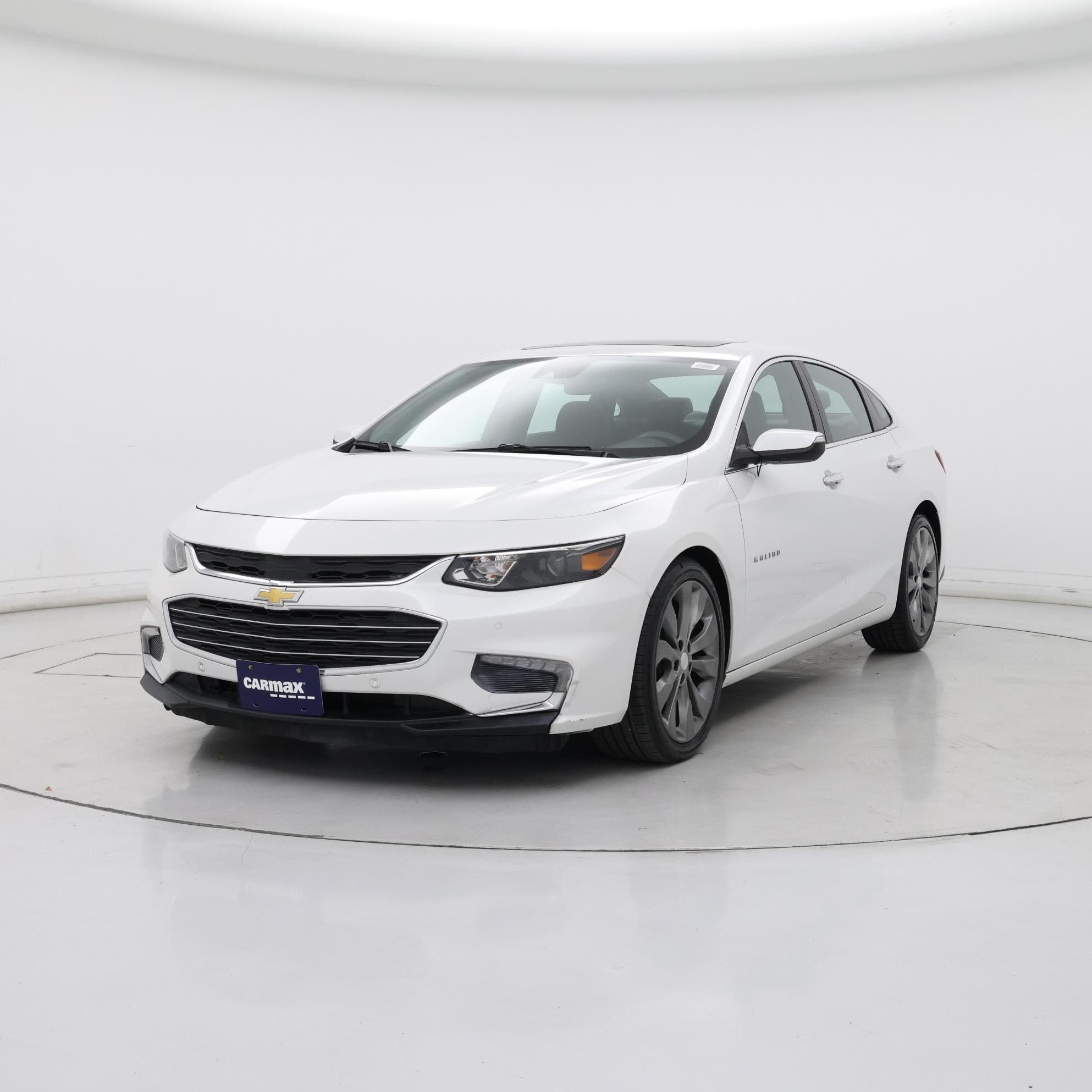 Thumbnail: 2016 Chevrolet Malibu - 4