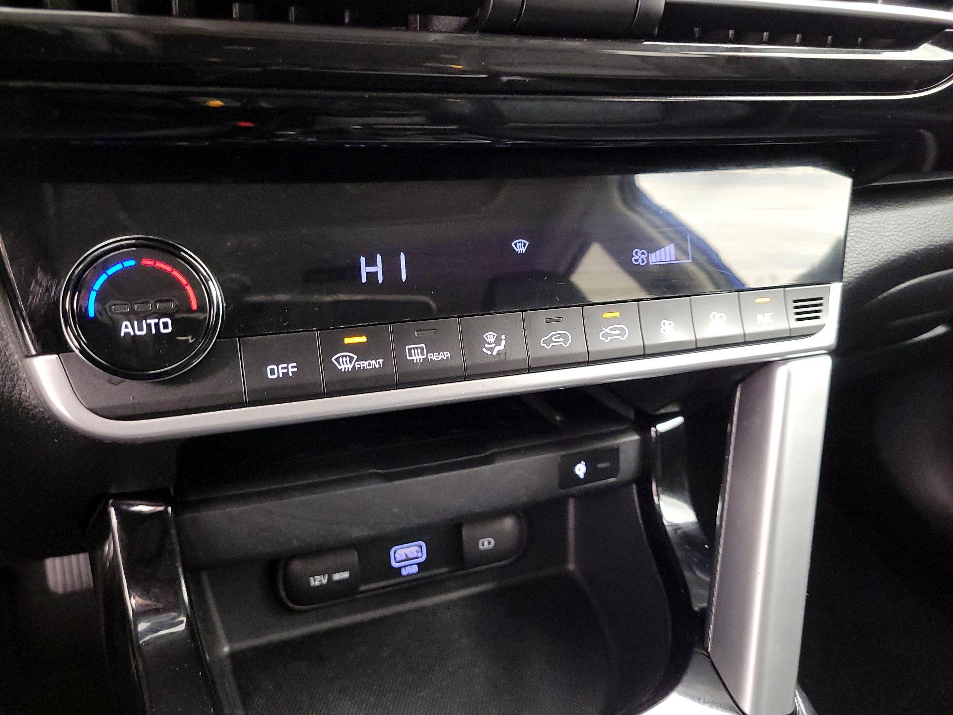 Thumbnail: 2021 Kia Seltos - 16