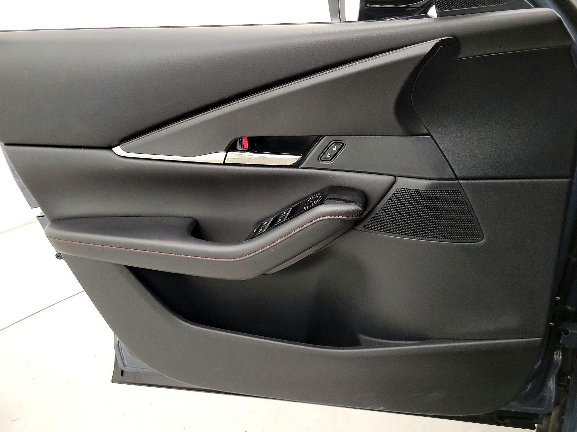 Thumbnail: 2023 Mazda CX-30 - 12