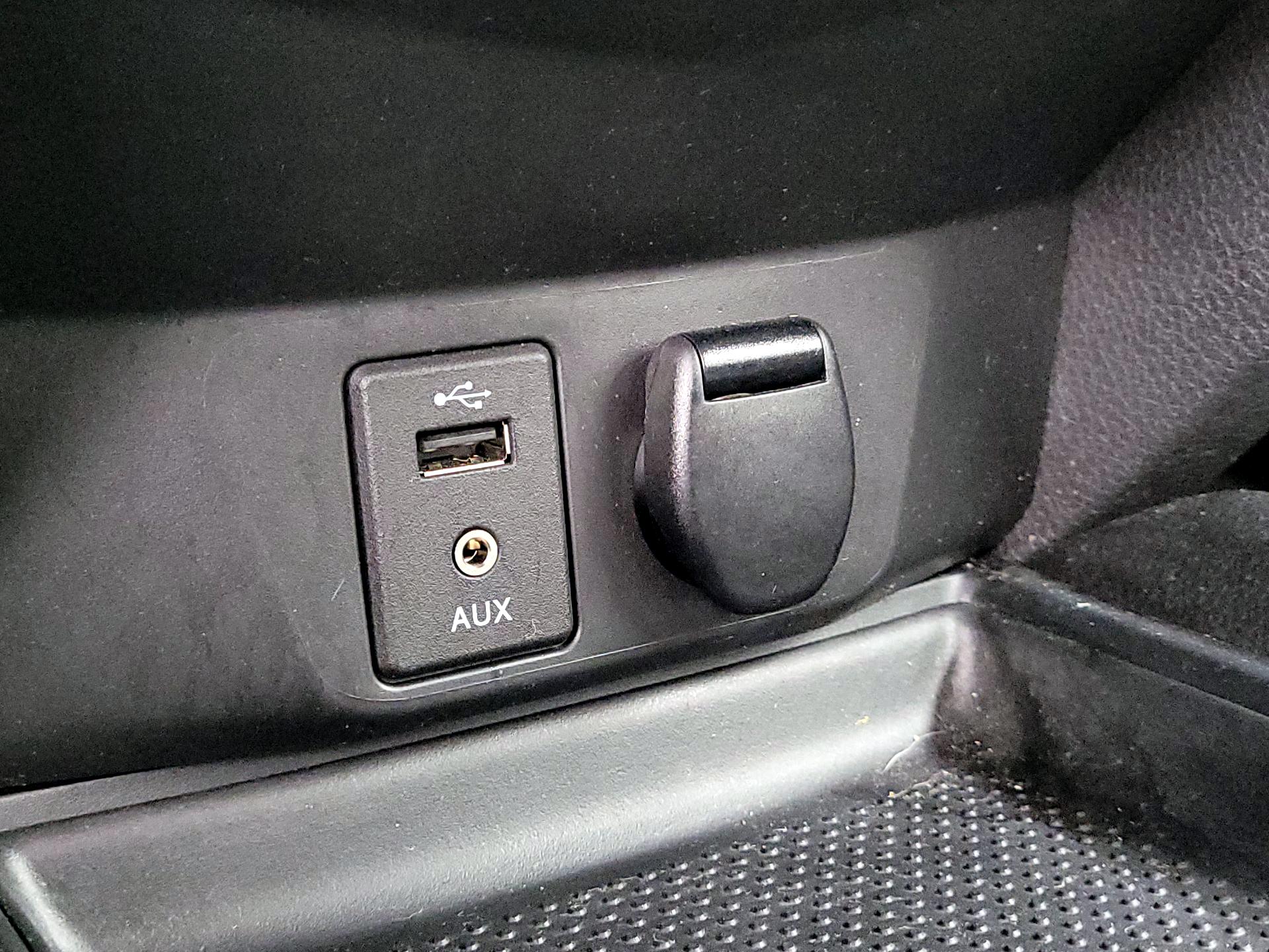 Thumbnail: 2016 Nissan Rogue - 19