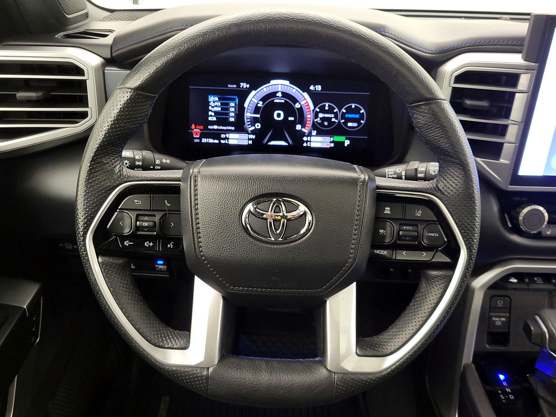 Thumbnail: 2023 Toyota Sequoia - 10