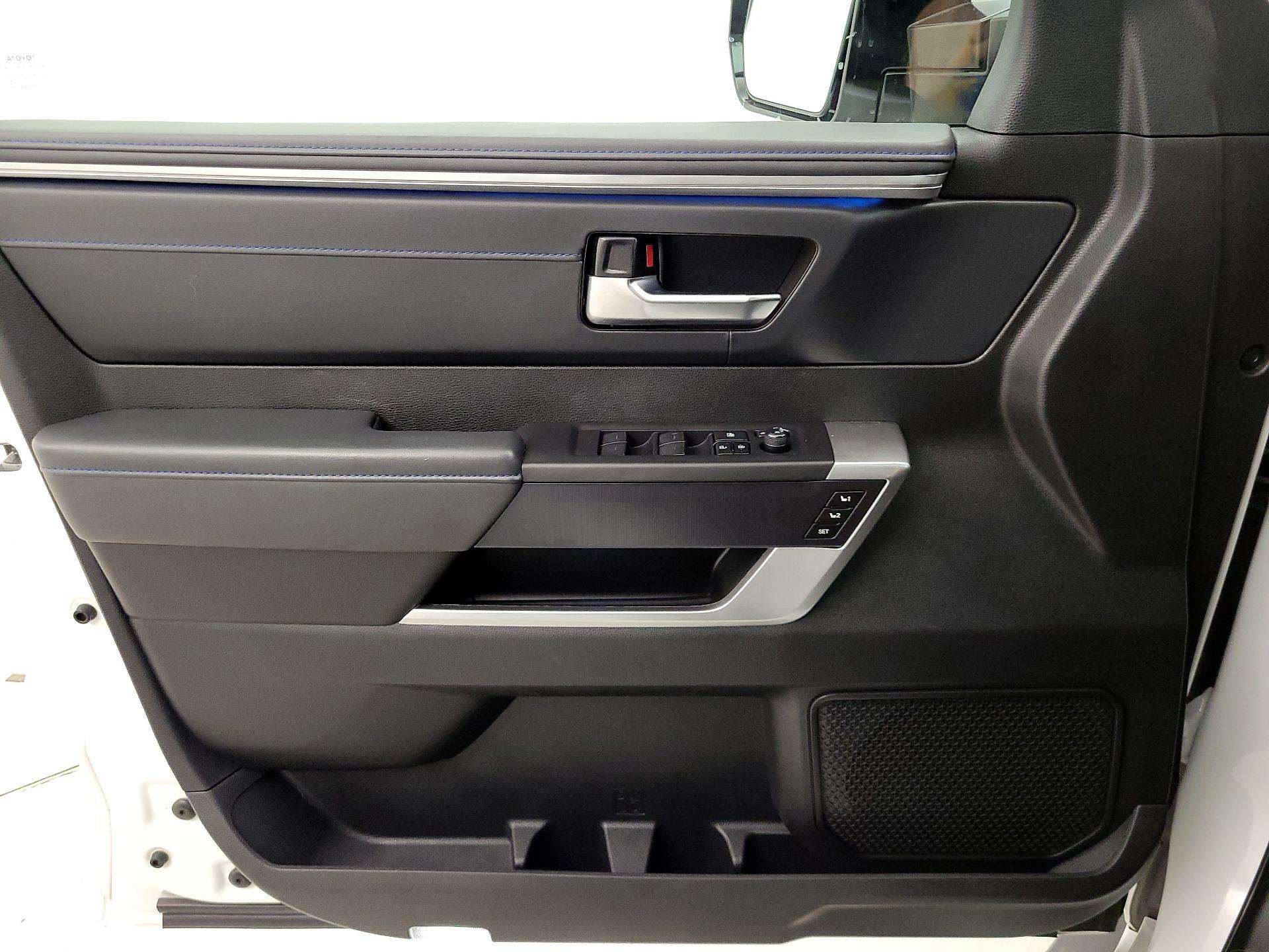 Thumbnail: 2023 Toyota Sequoia - 12