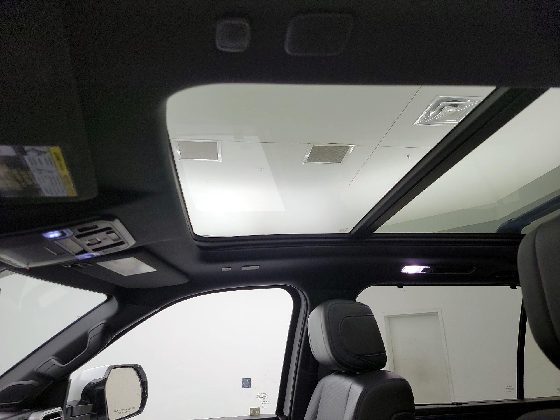 Thumbnail: 2023 Toyota Sequoia - 20