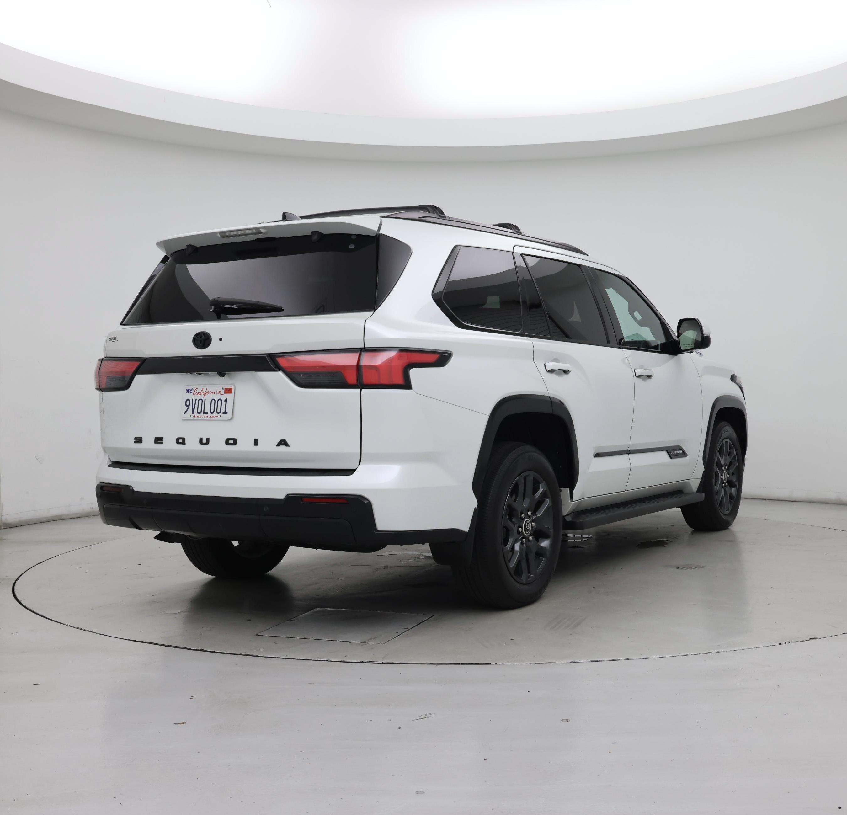 Thumbnail: 2023 Toyota Sequoia - 8