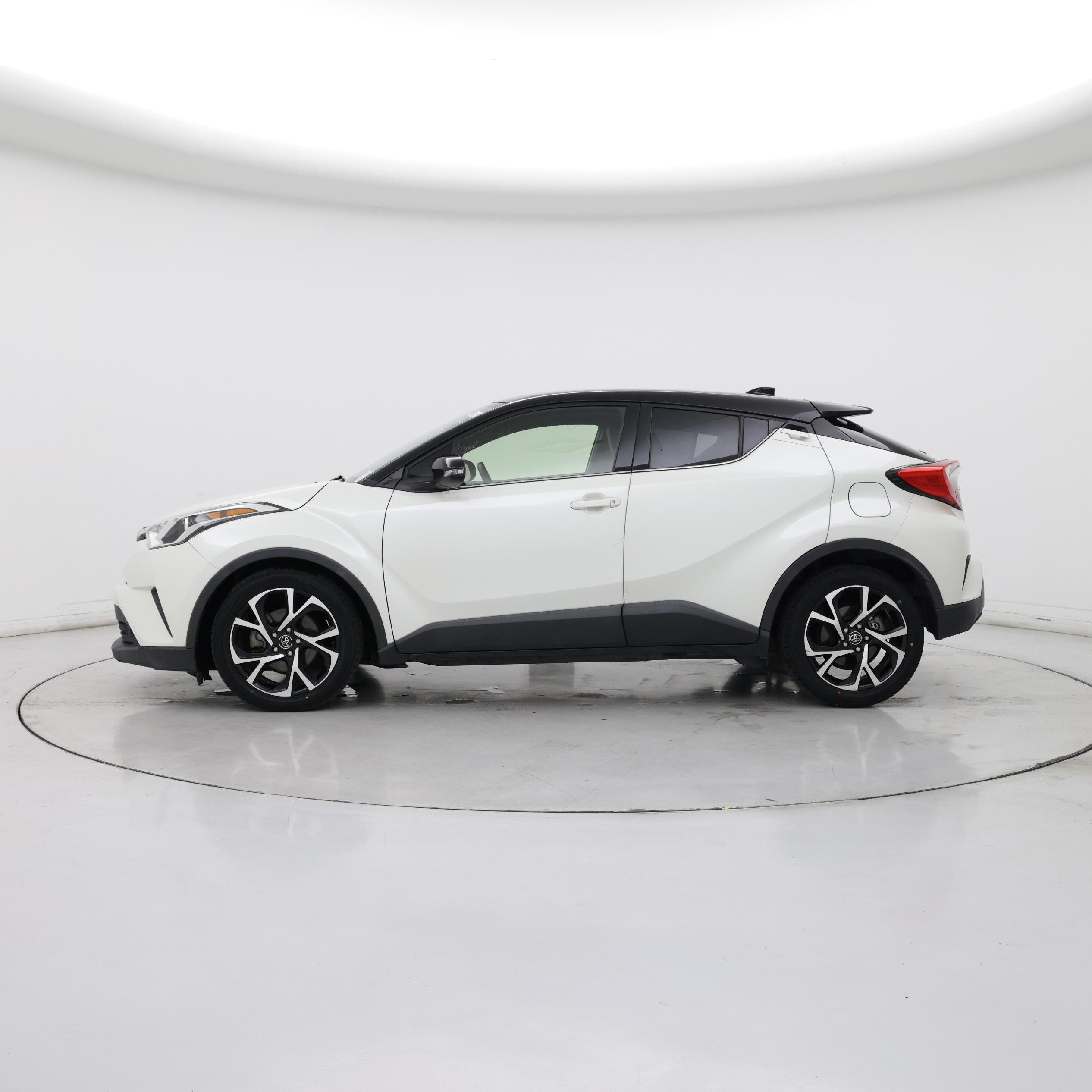 Thumbnail: 2019 Toyota C-HR - 3