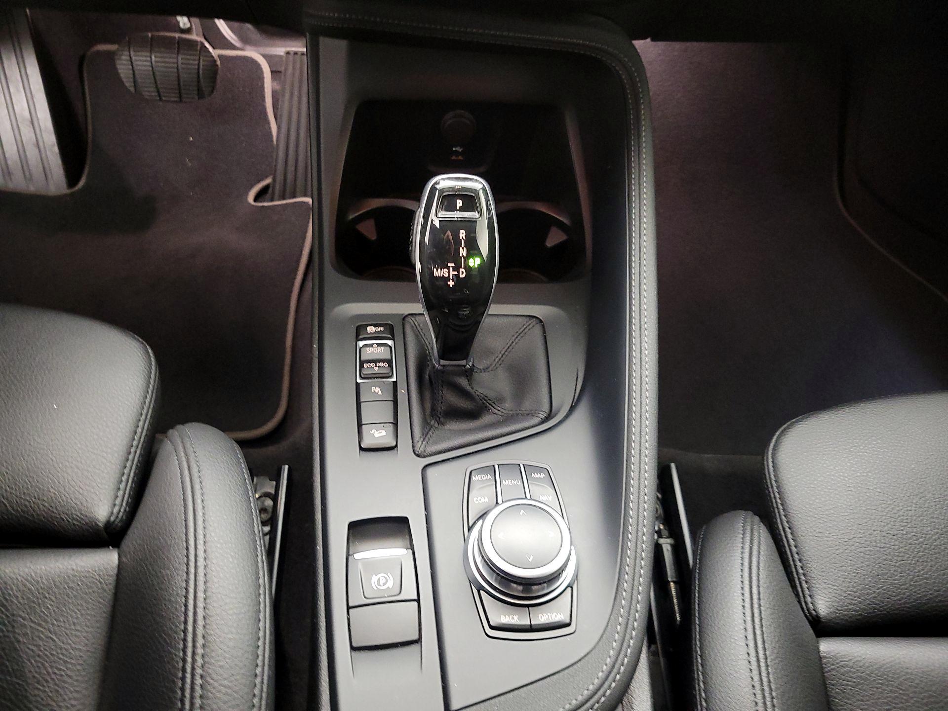 Thumbnail: 2020 BMW X1 - 18