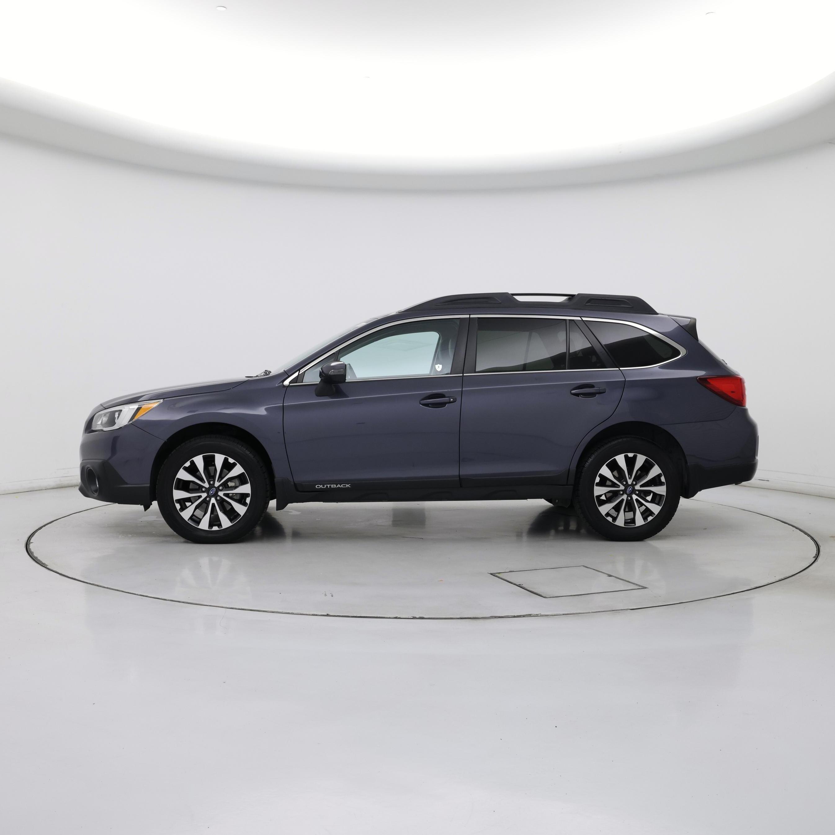 Thumbnail: 2016 Subaru Outback - 3