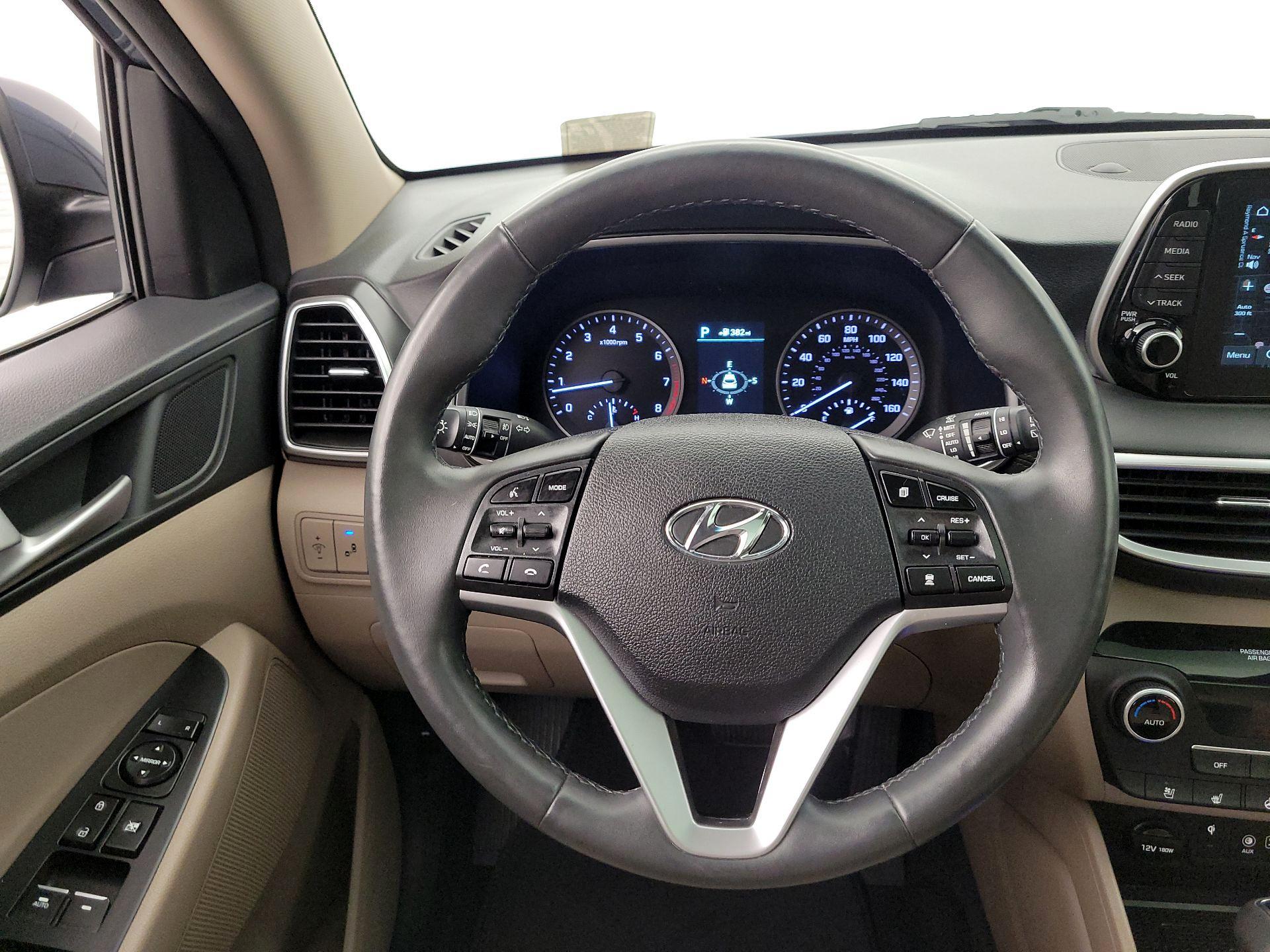 Thumbnail: 2019 Hyundai Tucson - 10