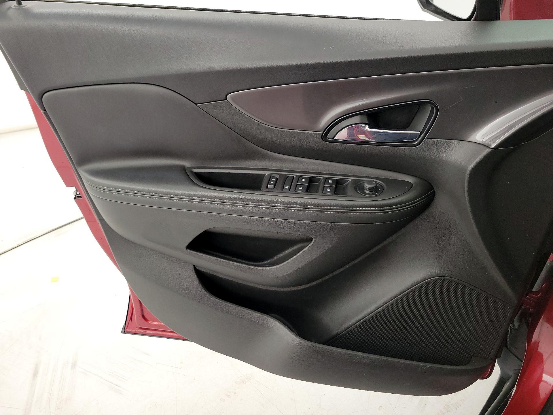 Thumbnail: 2018 Buick Encore - 12