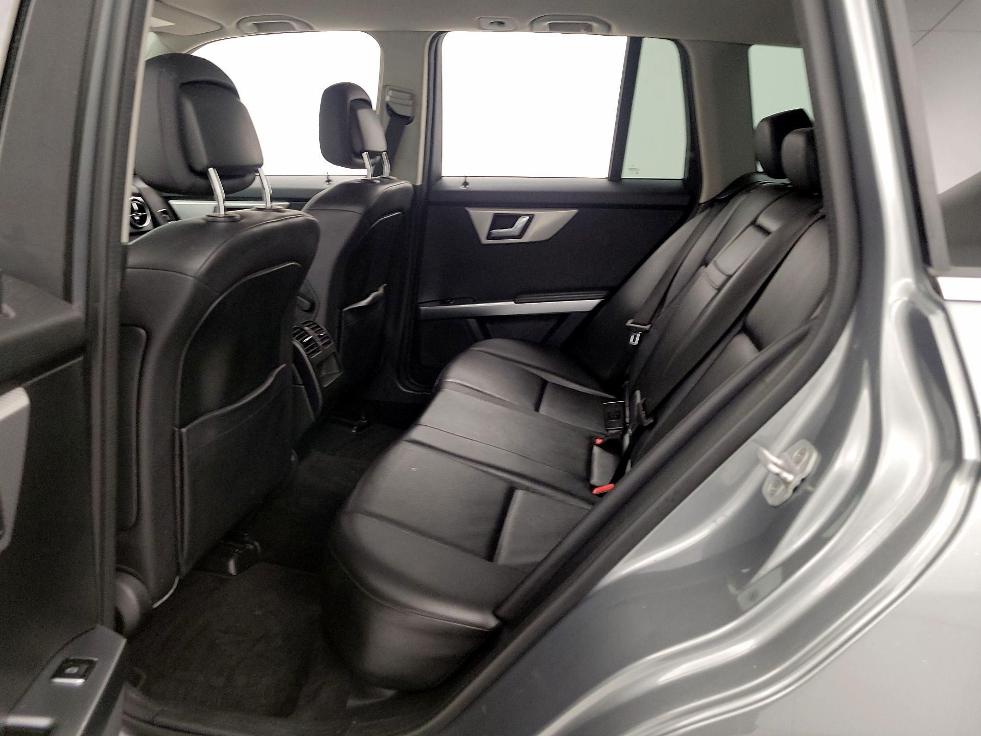 Thumbnail: 2015 Mercedes-Benz GLK - 18