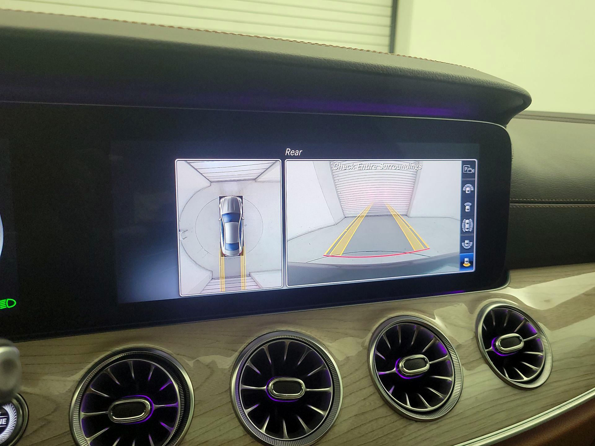 Thumbnail: 2020 Mercedes-Benz E-Class - 15