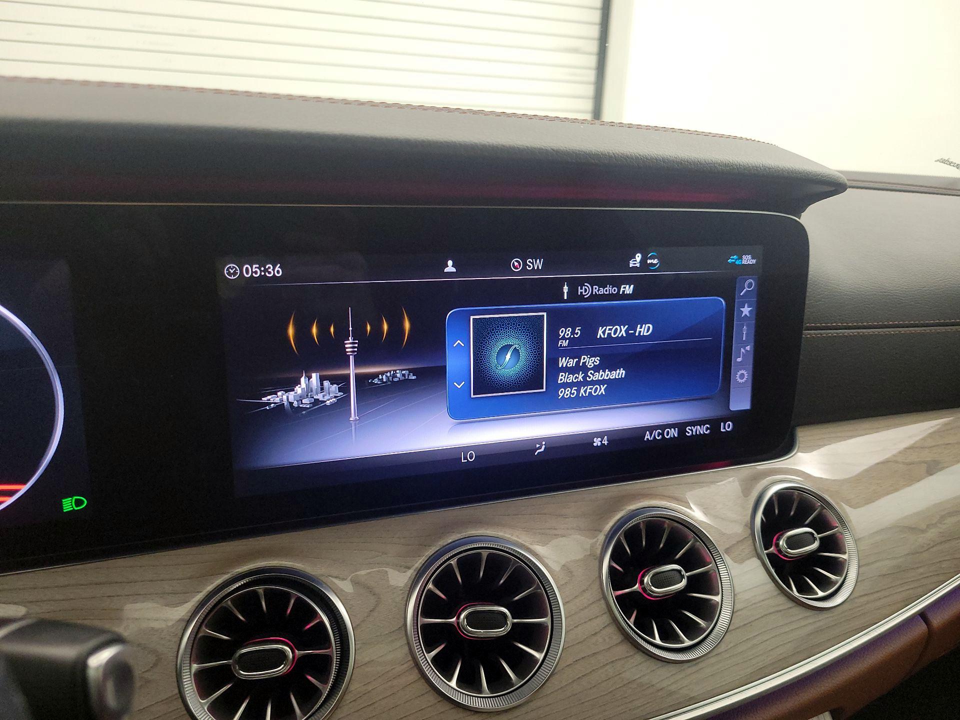 Thumbnail: 2020 Mercedes-Benz E-Class - 16