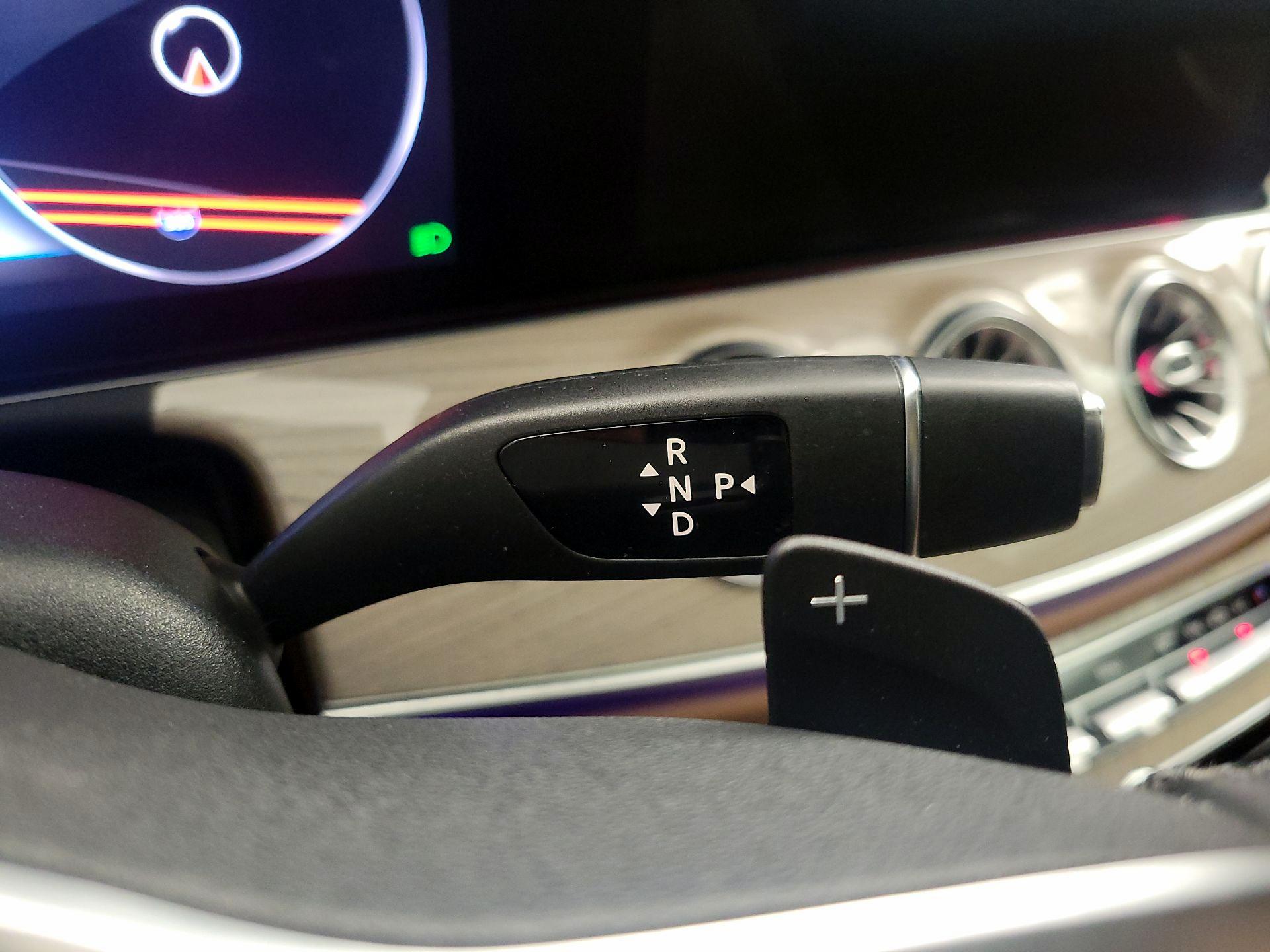 Thumbnail: 2020 Mercedes-Benz E-Class - 18