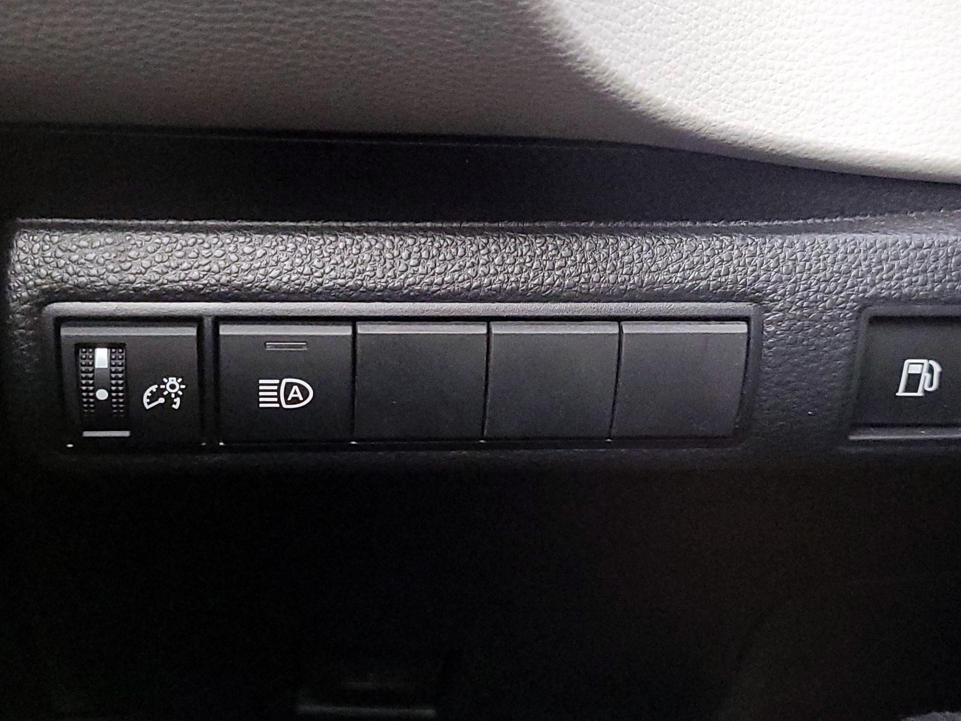 Thumbnail: 2024 Toyota Corolla - 13