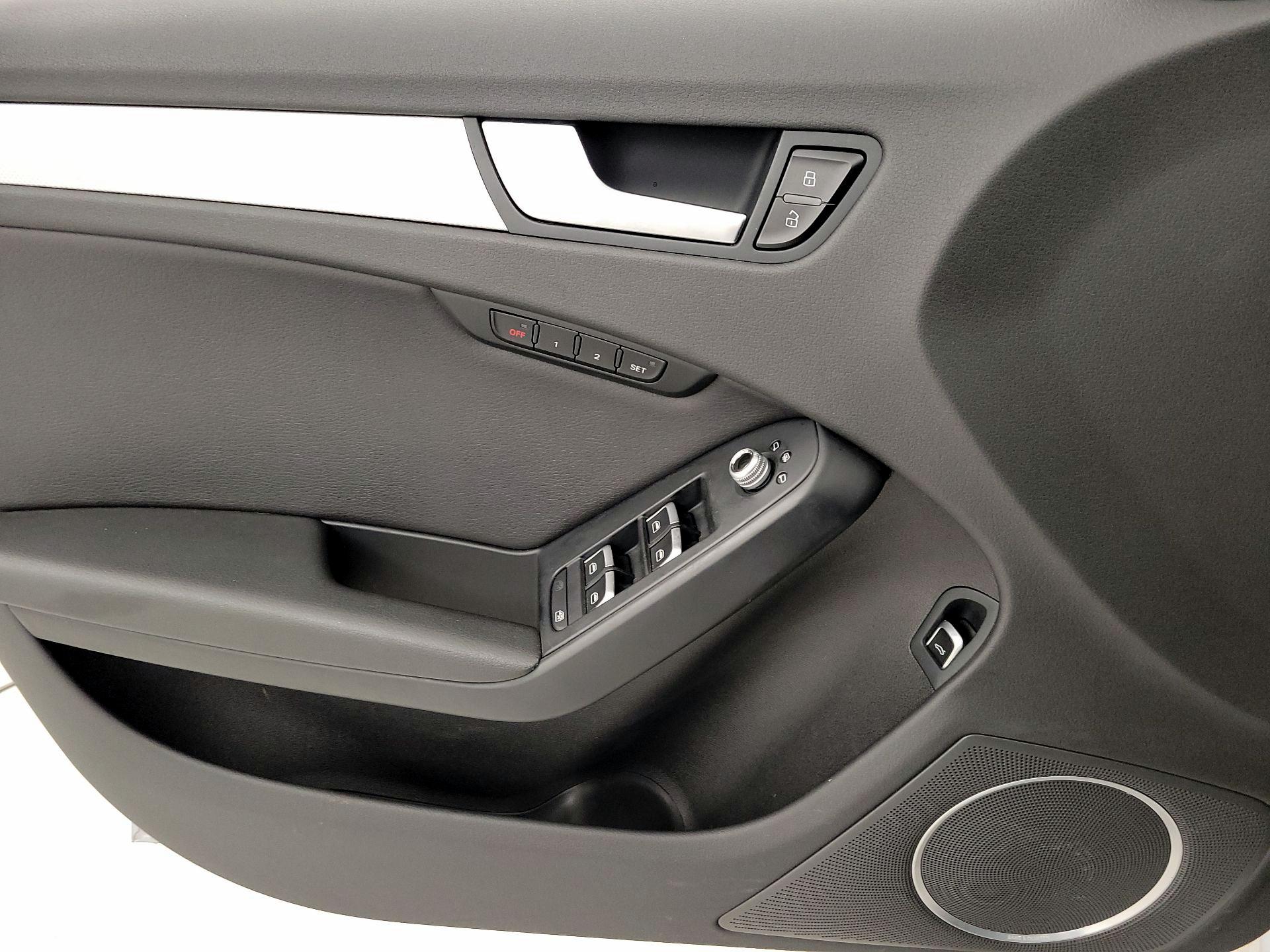 Thumbnail: 2016 Audi A4 - 12