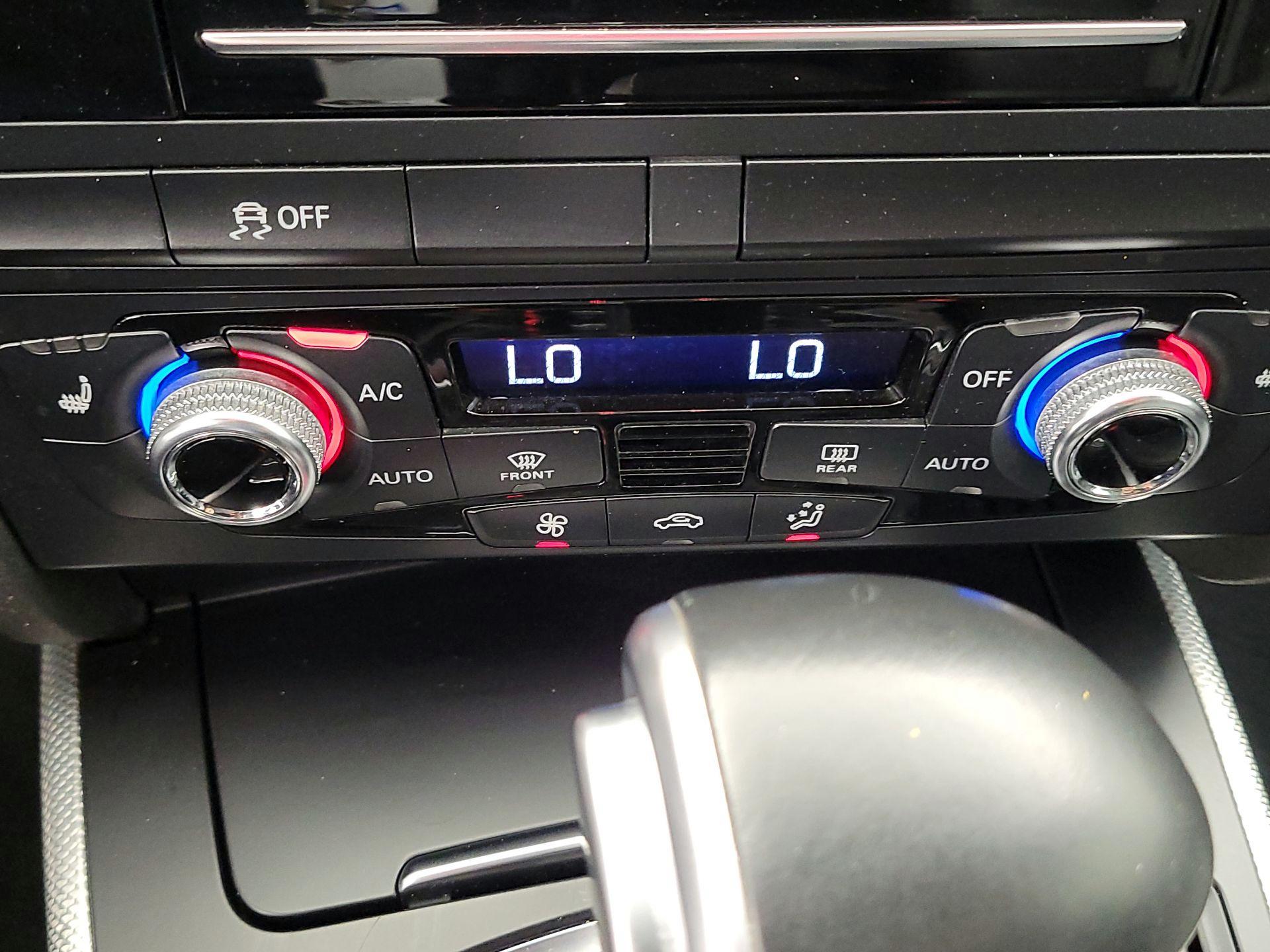 Thumbnail: 2016 Audi A4 - 17