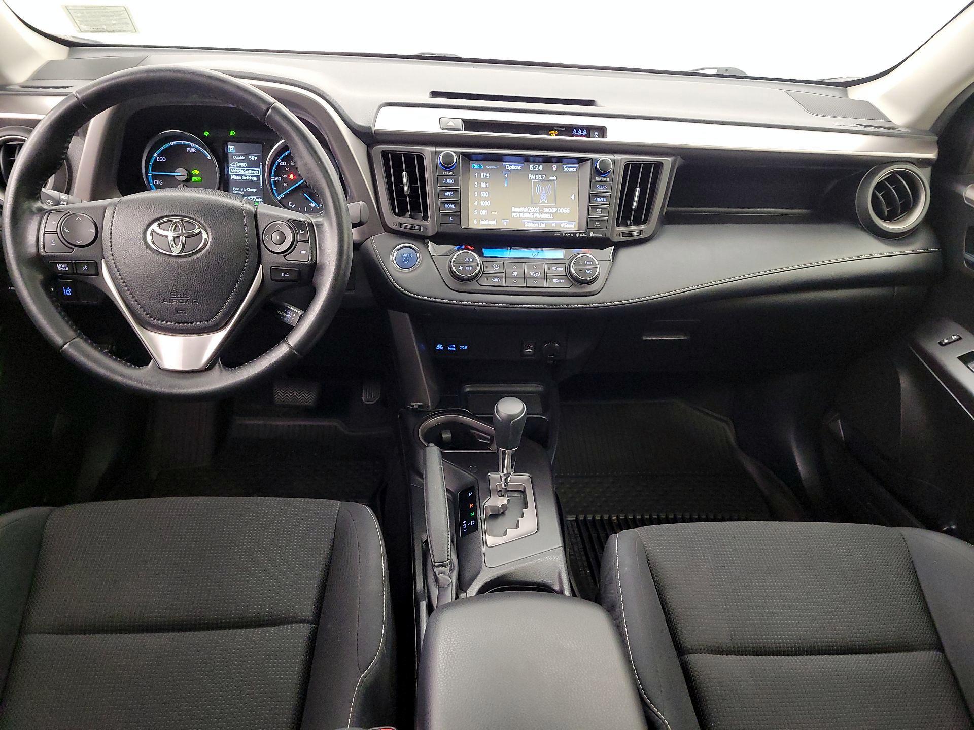 Thumbnail: 2017 Toyota RAV4 - 9