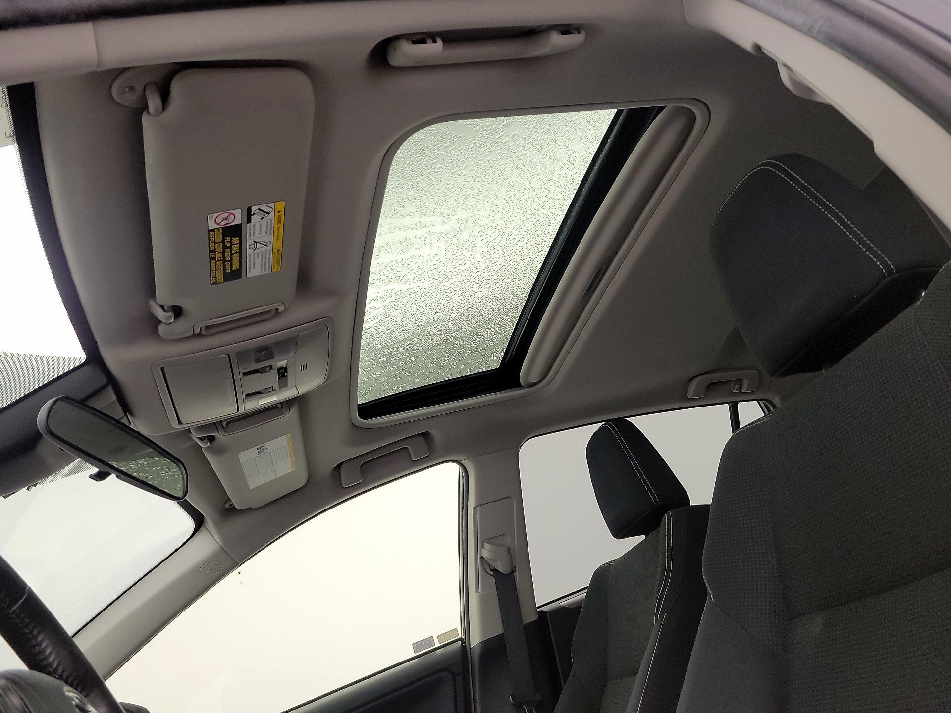 Thumbnail: 2017 Toyota RAV4 - 19