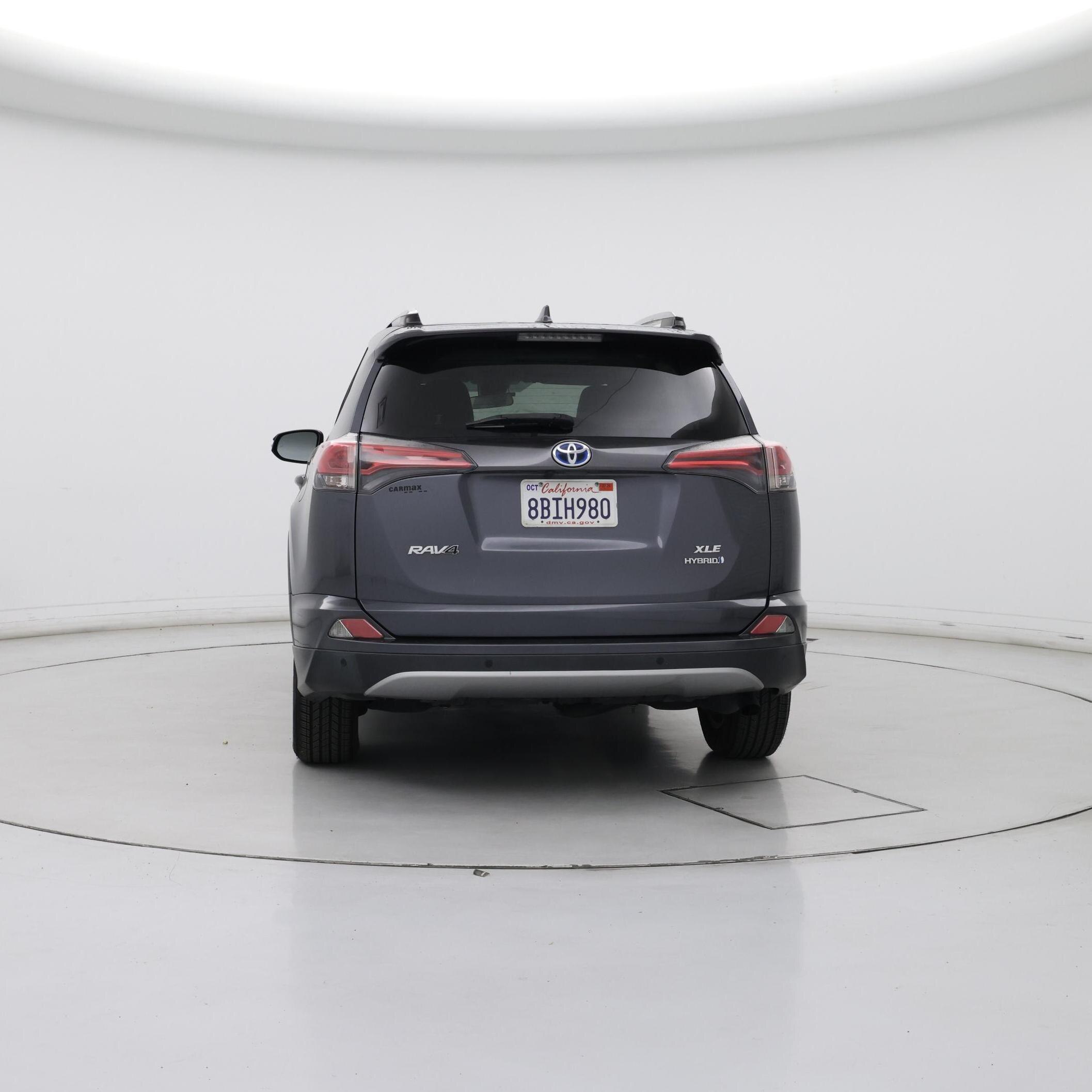 Thumbnail: 2017 Toyota RAV4 - 6