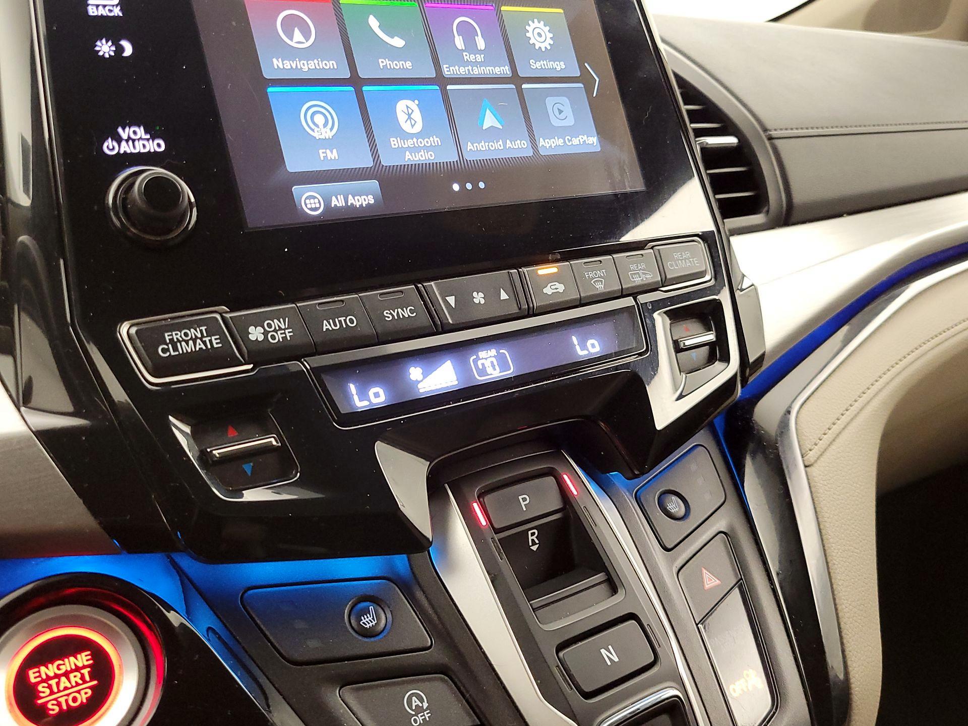 Thumbnail: 2022 Honda Odyssey - 17